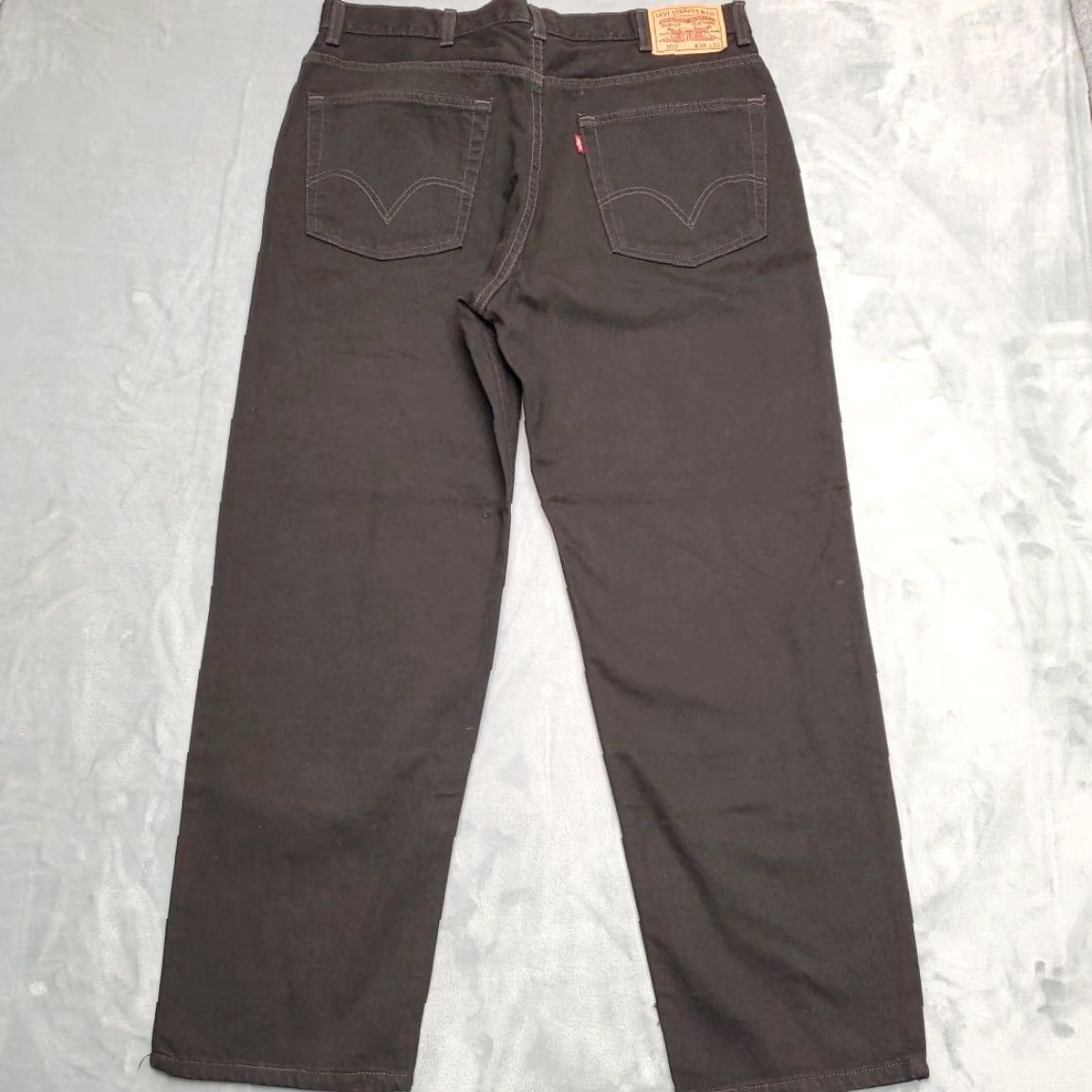 Denime VINTAGE Levis Jeans Mens 38x30 Black 550 Denim Relaxed Straight 5-Pocket Comfort Y2k USA 90s Mens Size US 38 / EU 54 - 7 Thumbnail