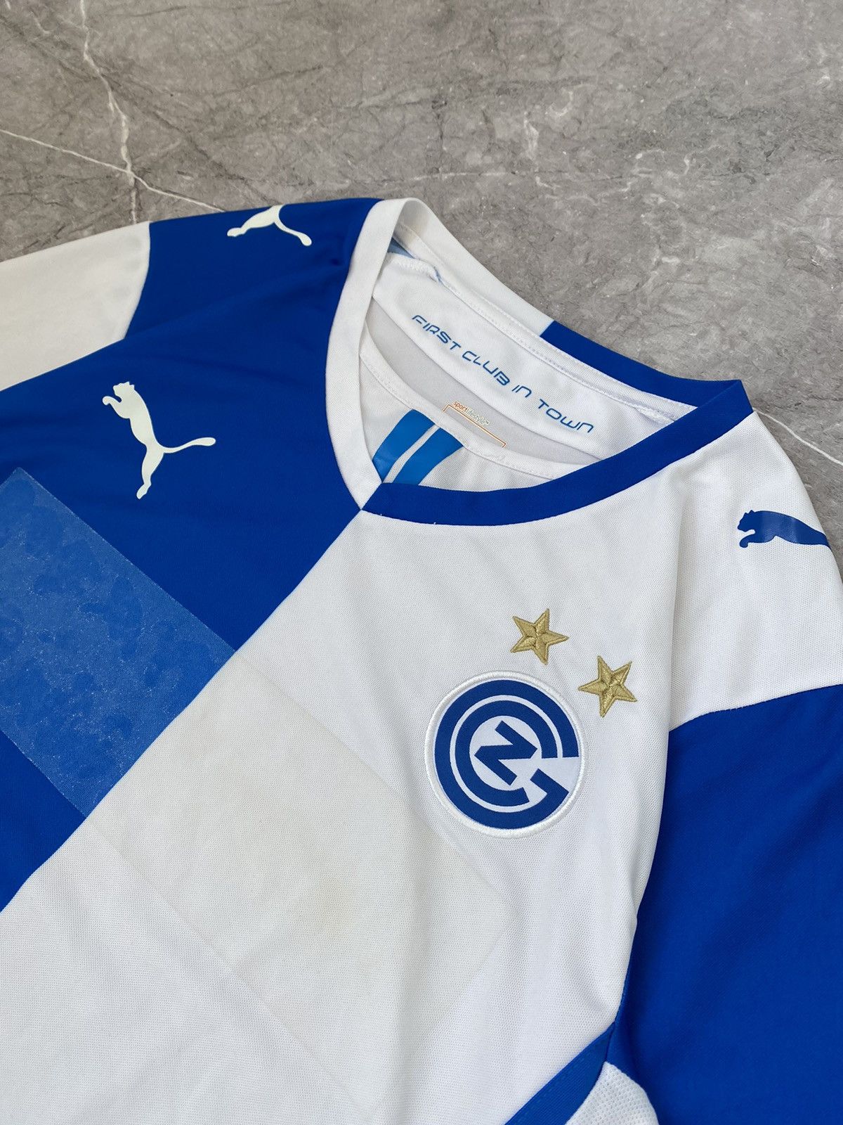 Puma Adidas 2011/2012 Grasshoppers Zurich Home Soccer Jersey Size US L / EU 52-54 / 3 - 5 Thumbnail