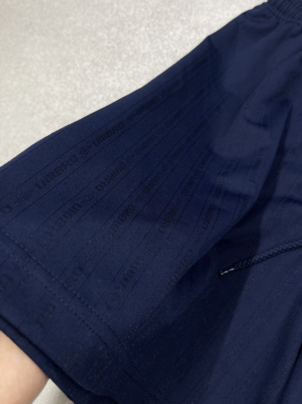 Umbro Vintage Umbro Basic Navy Shorts Football Y2K Soccer Size US 32 / EU 48 - 5 Thumbnail