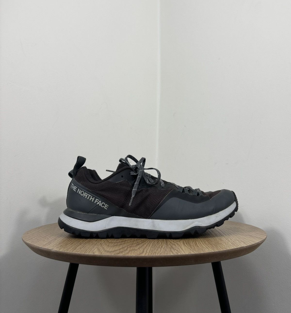 The North Face The North Face Outdoor Trail Hiking Sneakers Shoes Size US 9 / EU 42 - 1 Thumbnail