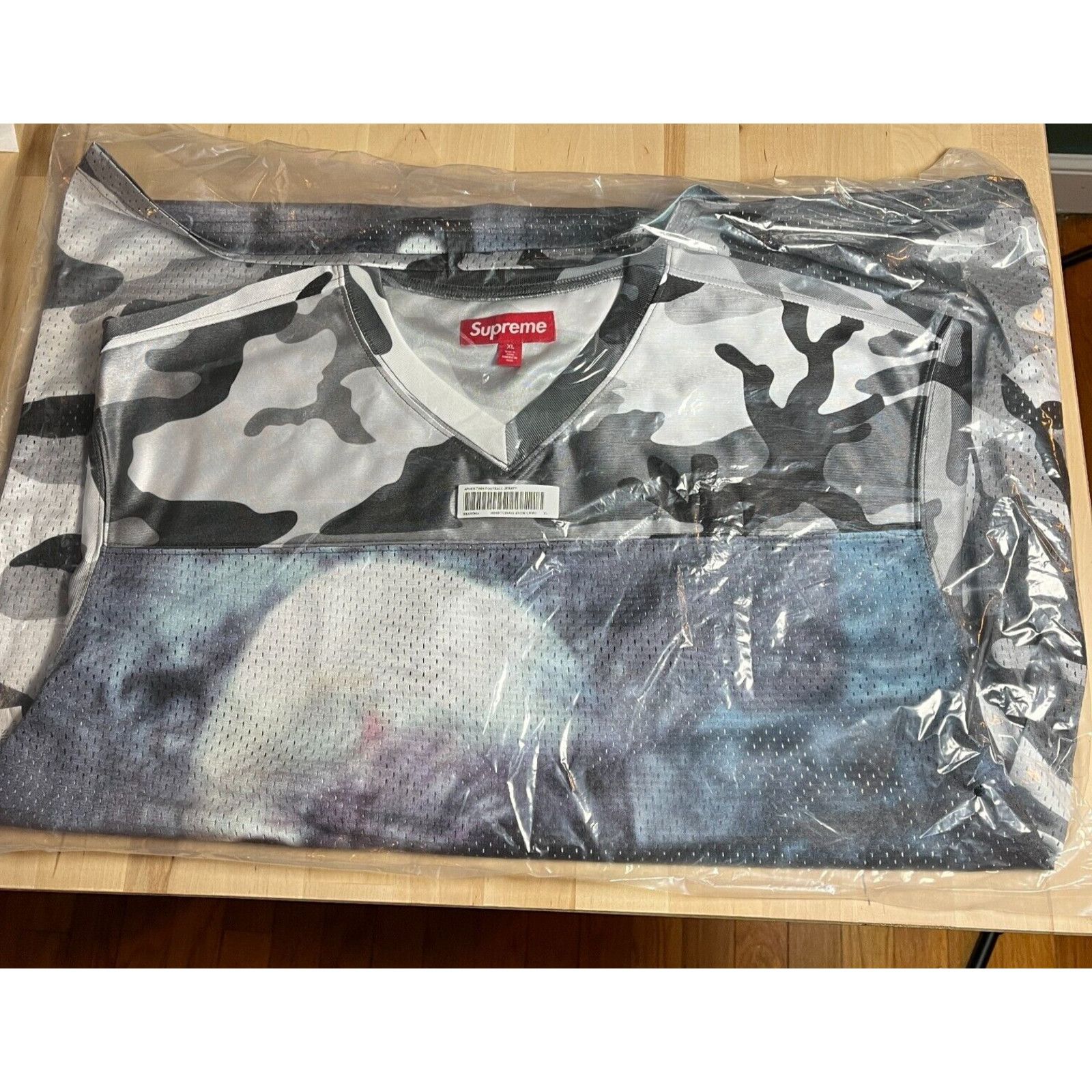 Supreme Supreme Aphex Twin Football Jersey Snow Camo SS25 Size XL Size US XL / EU 56 / 4 - 3 Thumbnail