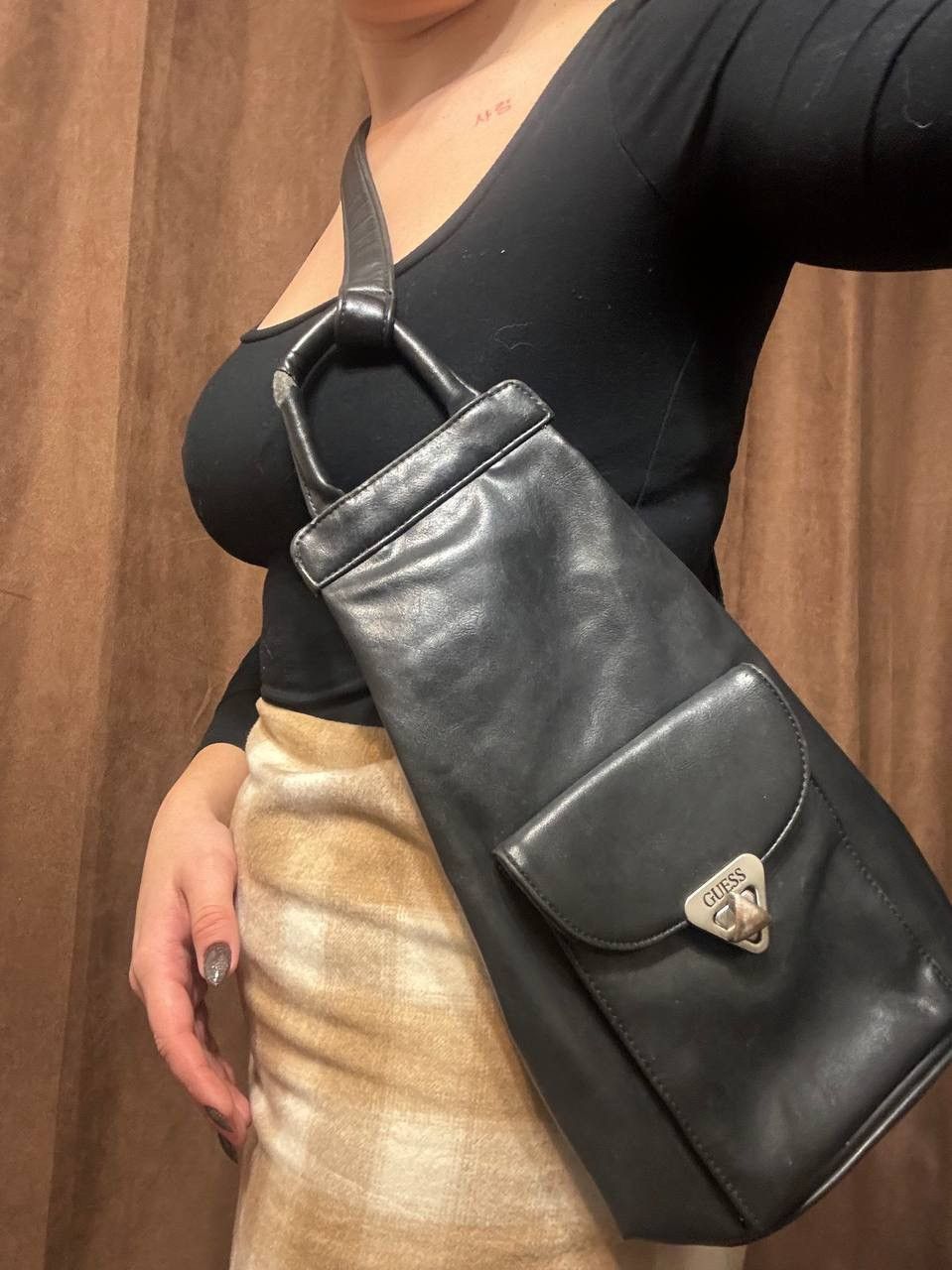Guess × Vintage Vintage Y2K Guess Leather Opium Owens Style Slim Bag Size ONE SIZE - 11 Thumbnail