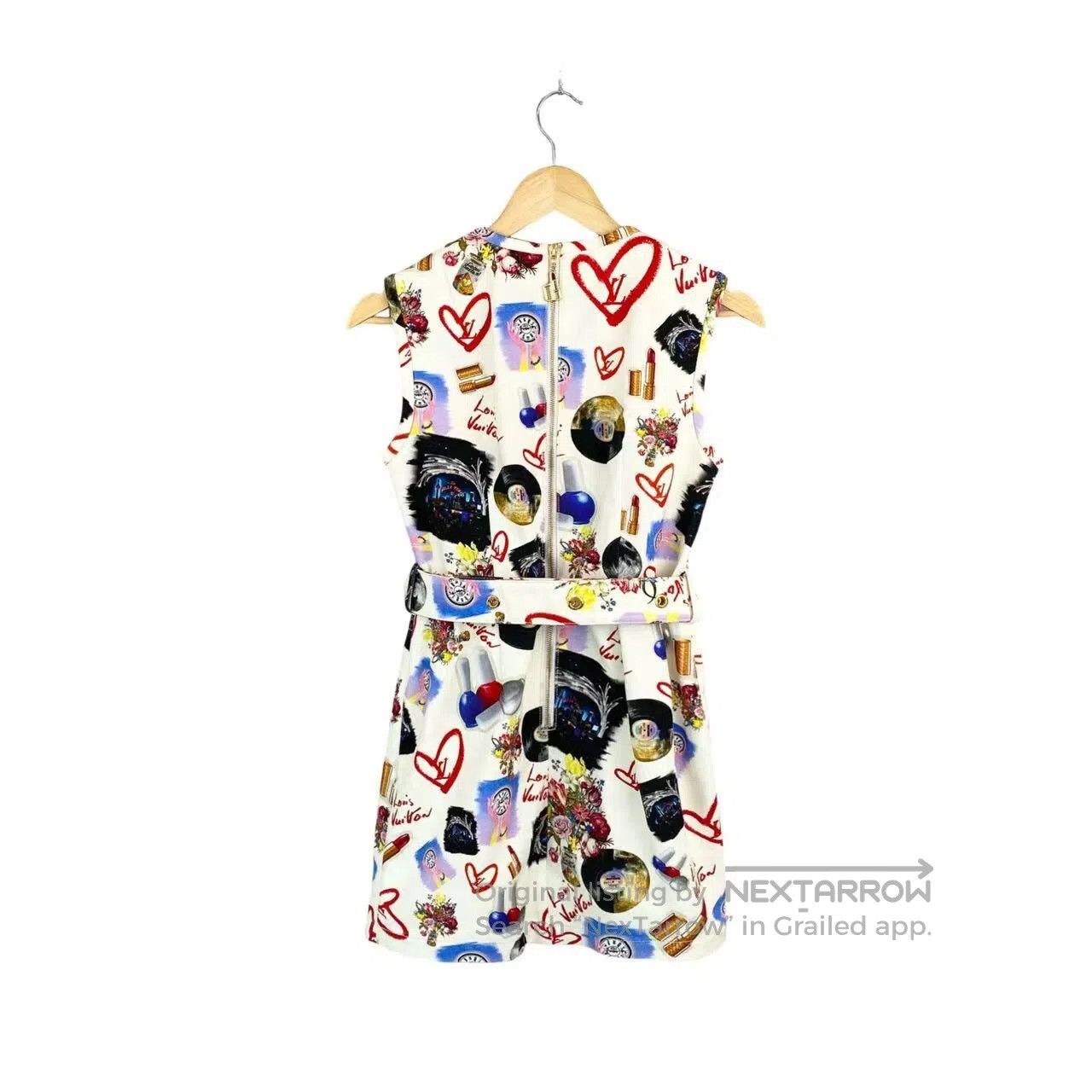 Louis Vuitton Louis Vuitton Valentine's Day limited love logo Paris embr Size XXS / US 00 / IT 34 - 2 Thumbnail