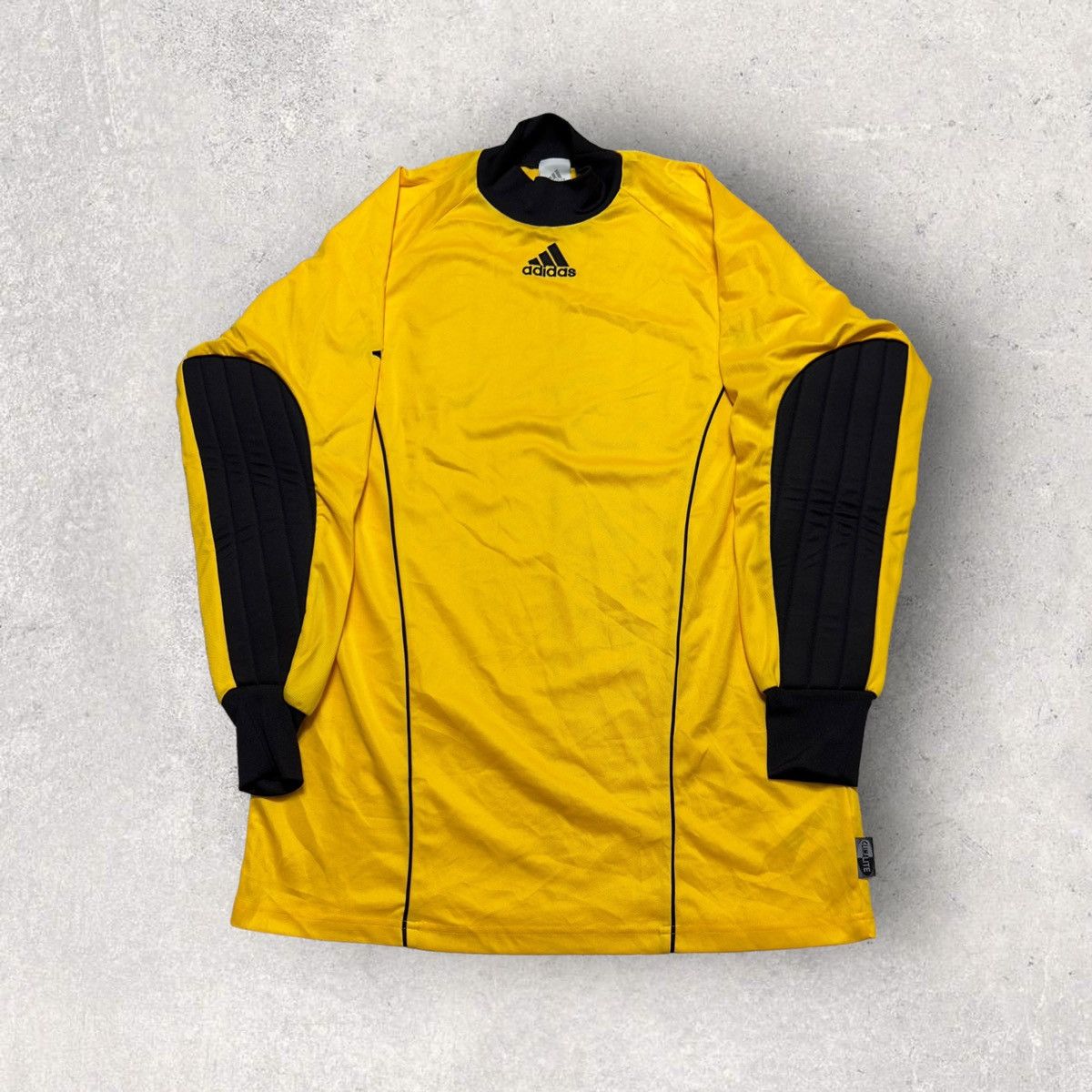 Adidas × Vintage Vintage Adidas goalkeeper jersey Size US XL / EU 56 / 4 - 1 Thumbnail