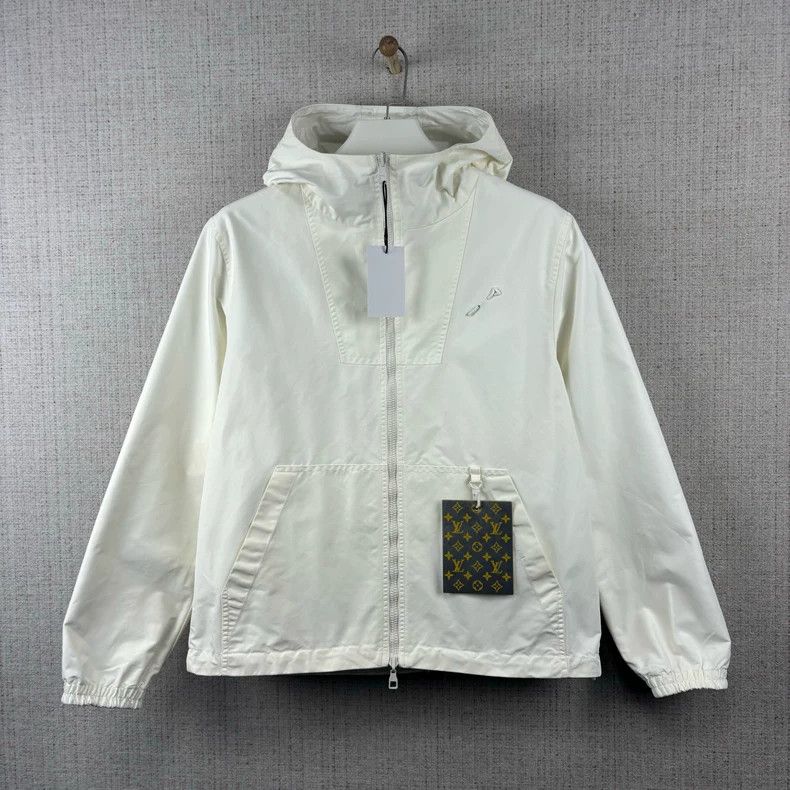 Louis Vuitton Louis Vuitton SS24 Solid pin and print printed reversible Size US M / EU 48-50 / 2 - 3 Thumbnail