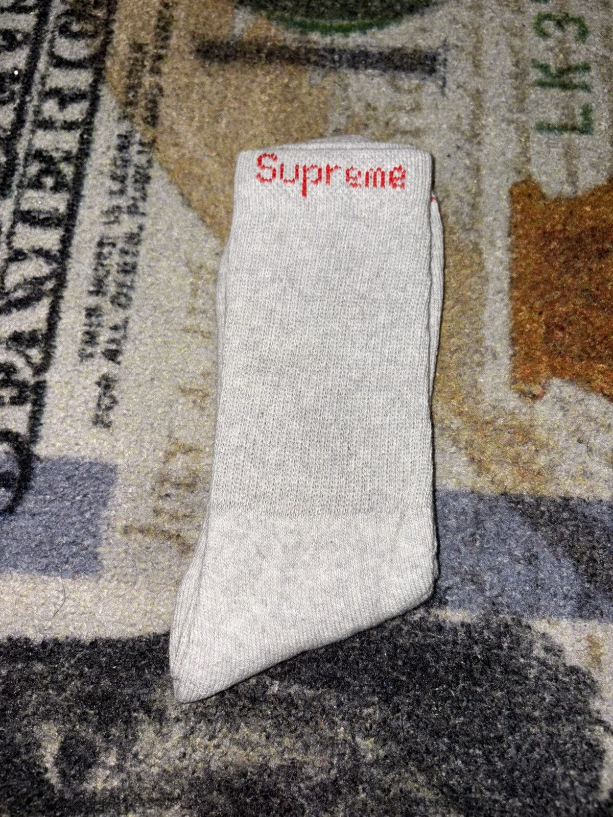 Hanes × Supreme Supreme Hanes Socks (1 Pair) Grey Size ONE SIZE - 1 Thumbnail