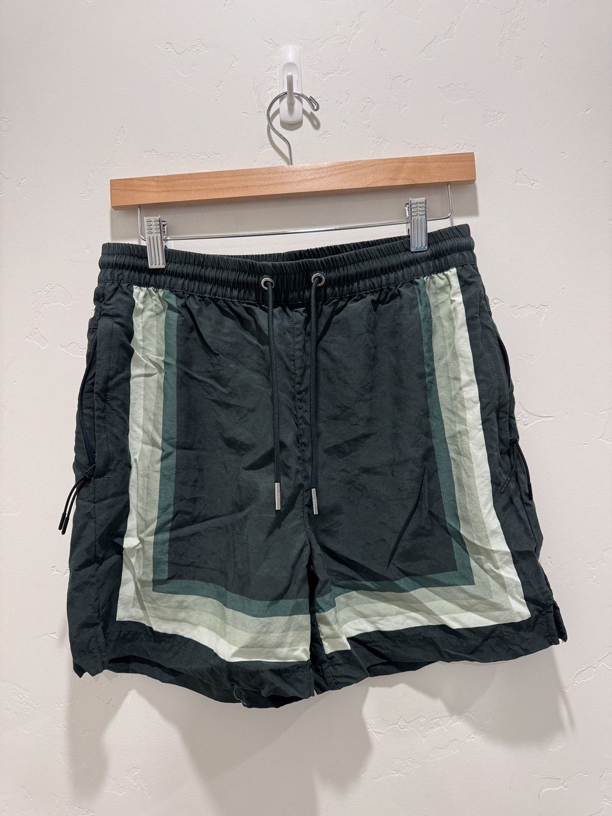 Kith Kith Border Stripe Active Short Size US 30 / EU 46 - 1 Thumbnail