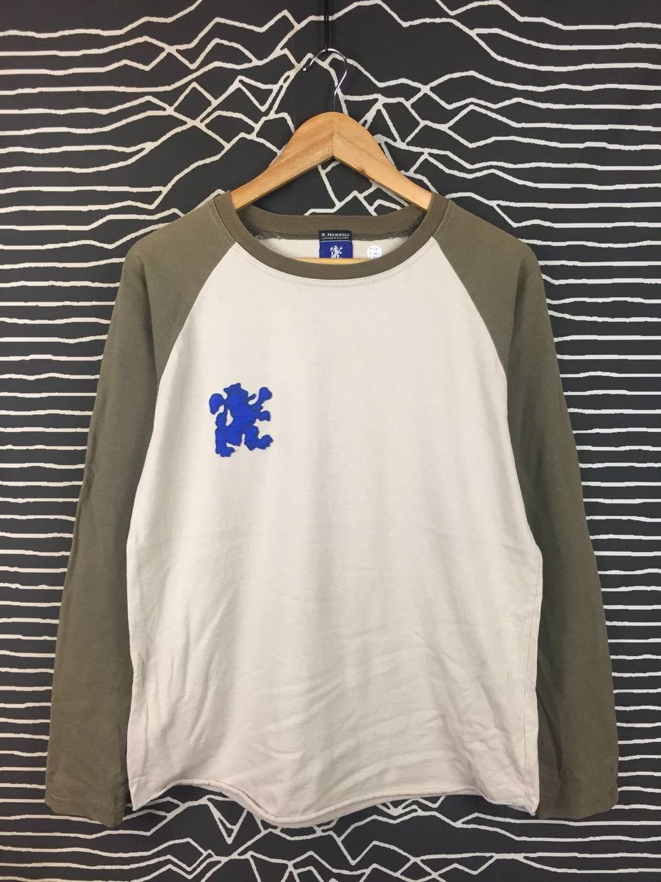 R.Newbold R. Newbold by Paul Smith Big Logo Long Sleeve Raglan Tee Size US M / EU 48-50 / 2 - 1 Thumbnail