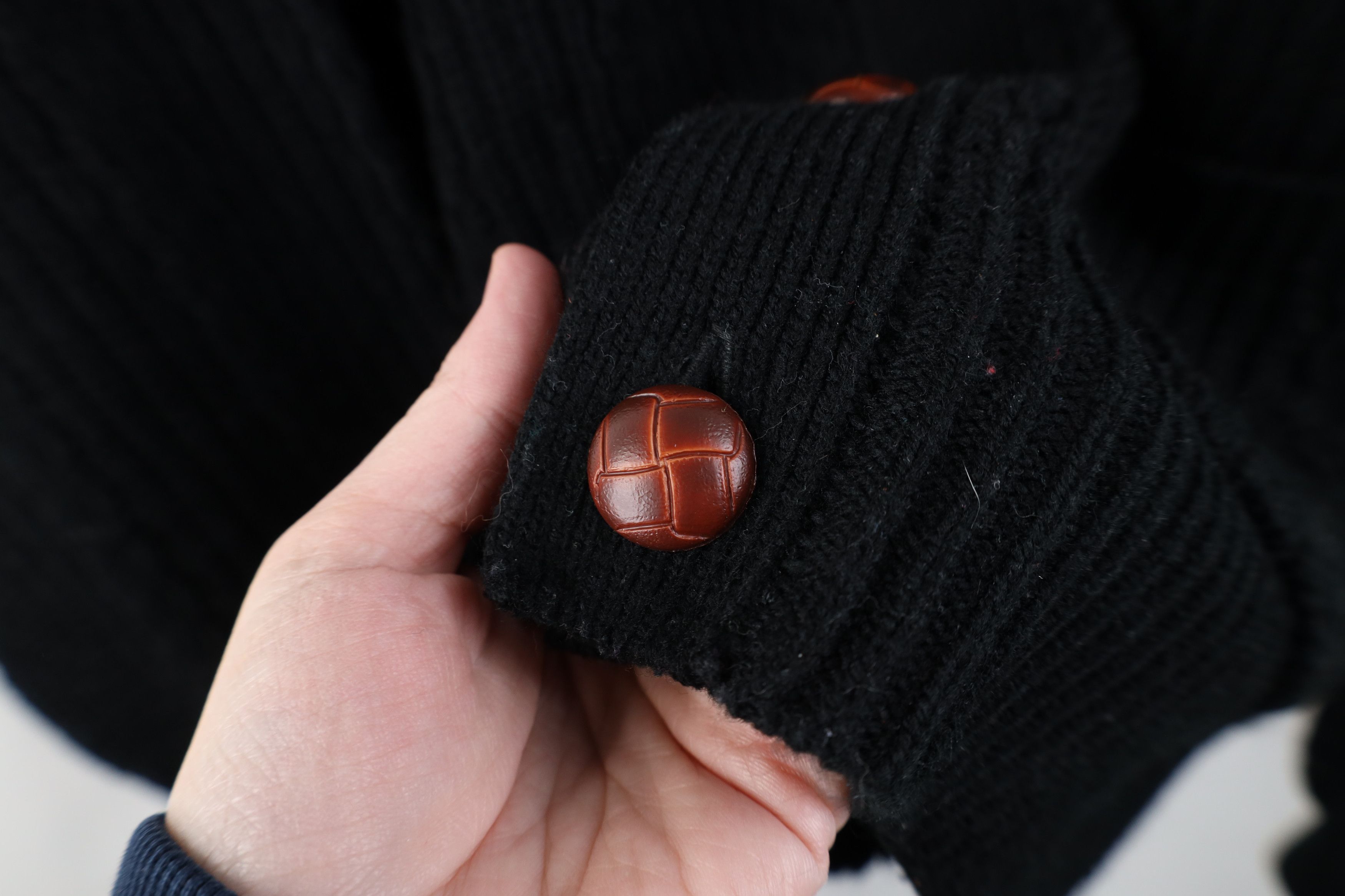 Vintage Vintage 90s Streetwear Ribbed Knit Cardigan Sweater Black Size US XL / EU 56 / 4 - 4 Thumbnail