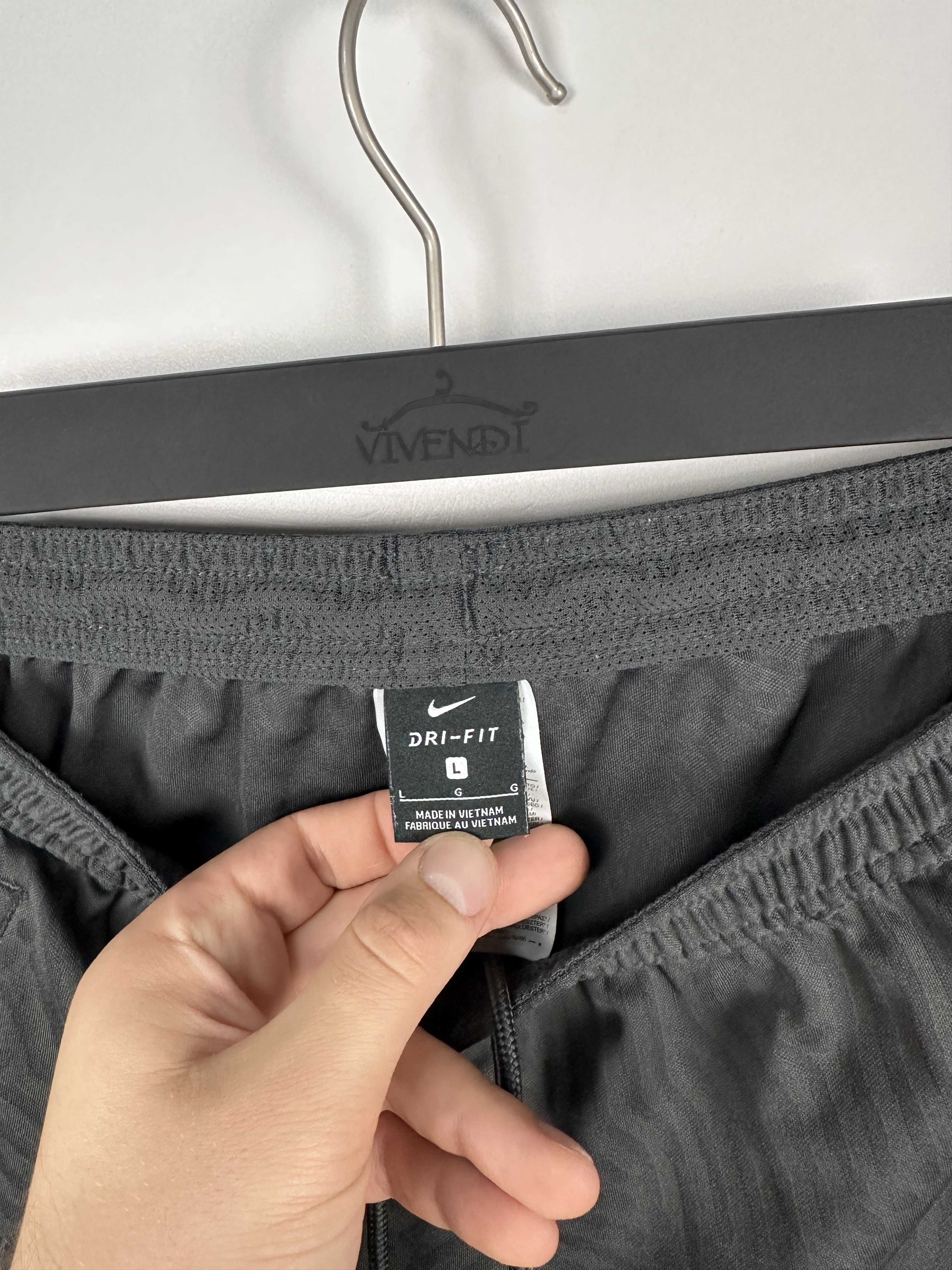 Nike Liverpool Football Shorts 2020 2021 Soccer Training Nike L Size US 34 / EU 50 - 7 Thumbnail