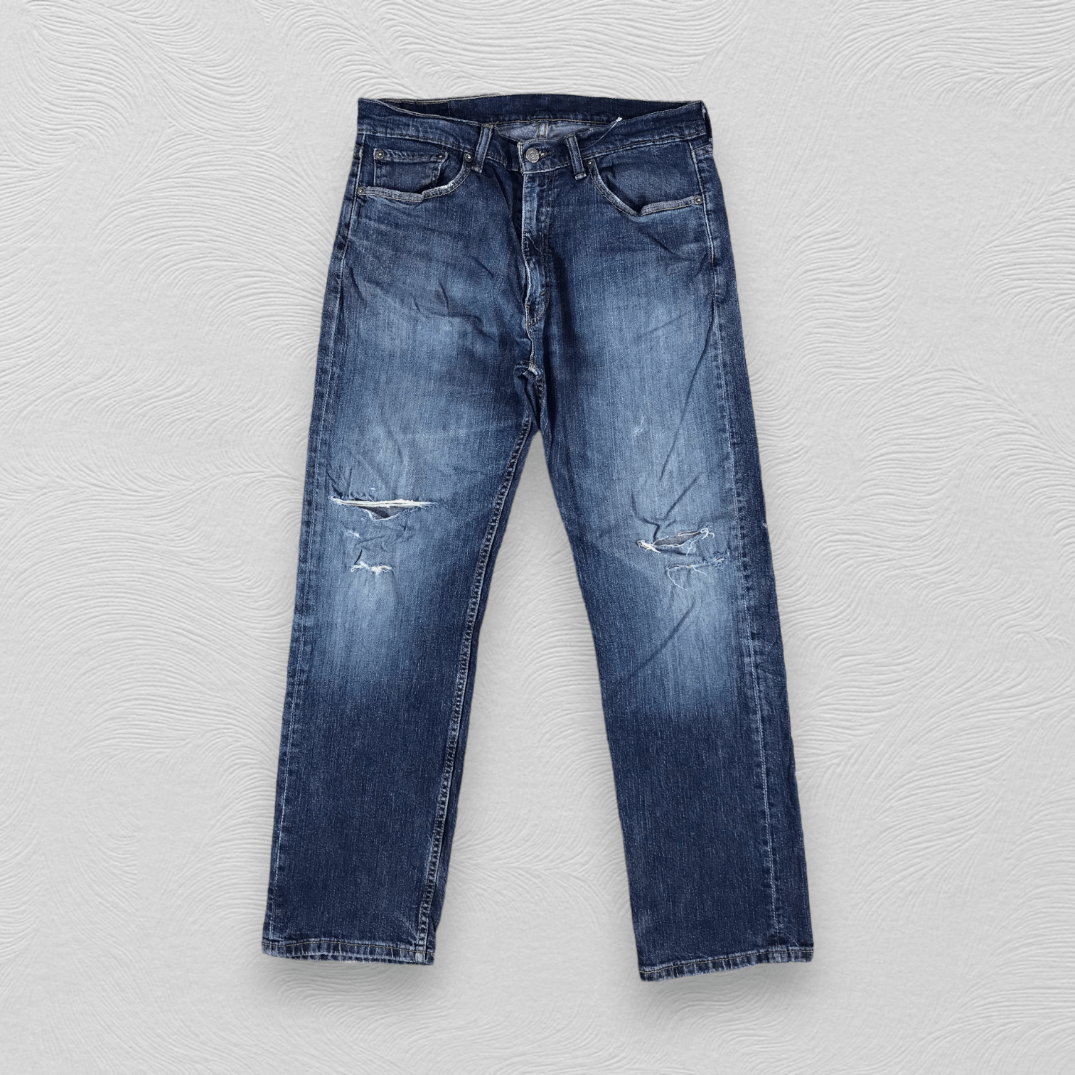 Levi's Vintage Levis 505 Jeans Distress Faded Blue Denim KJ980 Size US 34 / EU 50 - 1 Thumbnail