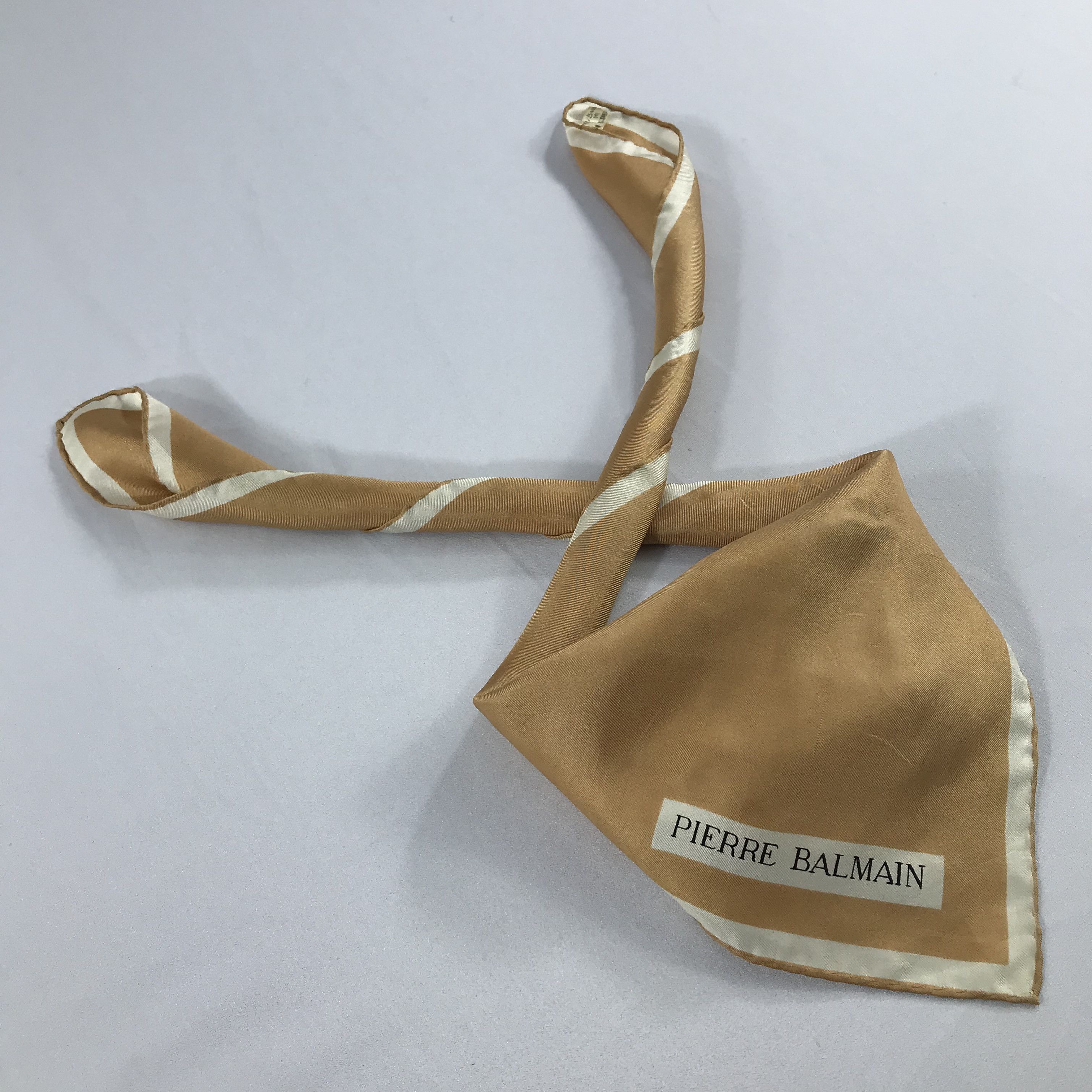 Pierre Balmain × Vintage Pierre Balmain Bandana / Handkerchief / Neckerchief -S2213 Size ONE SIZE - 4 Thumbnail