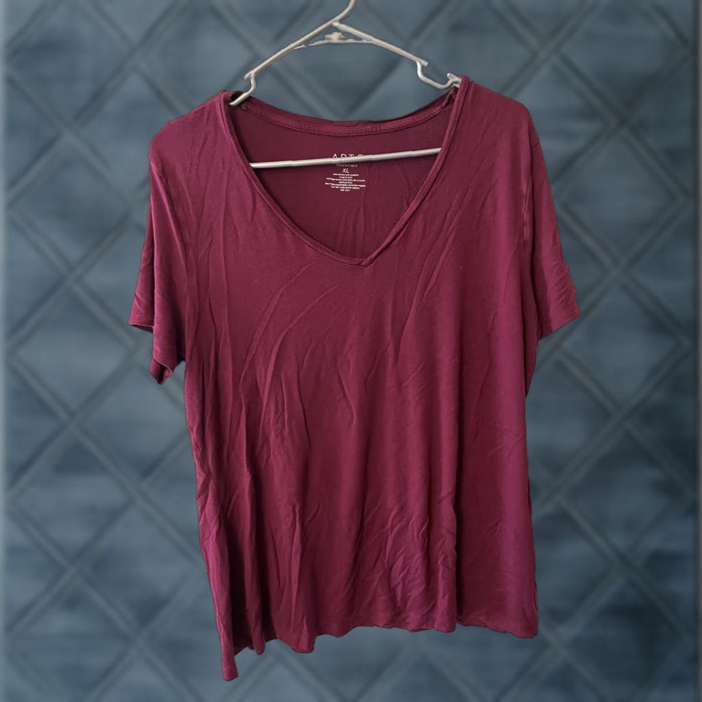 Apt. 9 APt 9 Shirt Womens XL Maroon Modern Essentials V Neck Short Sleeve Stretch Top Size XL / US 12-14 / IT 48-50 - 1 Thumbnail