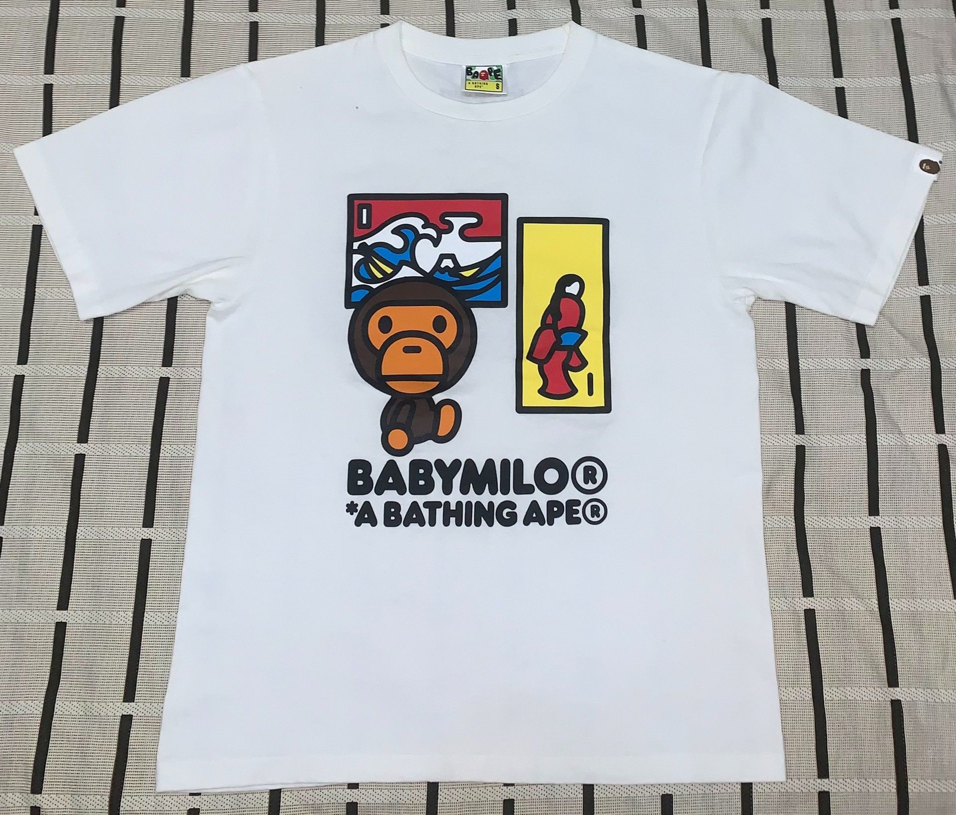 Bape Bape T-Shirt S Men Size US S / EU 44-46 / 1 - 1 Thumbnail