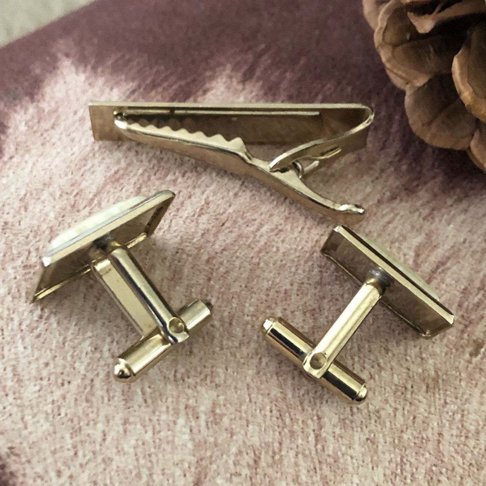Vintage Vintage men’s golden marble cuff link tie bar set Size ONE SIZE - 2 Thumbnail