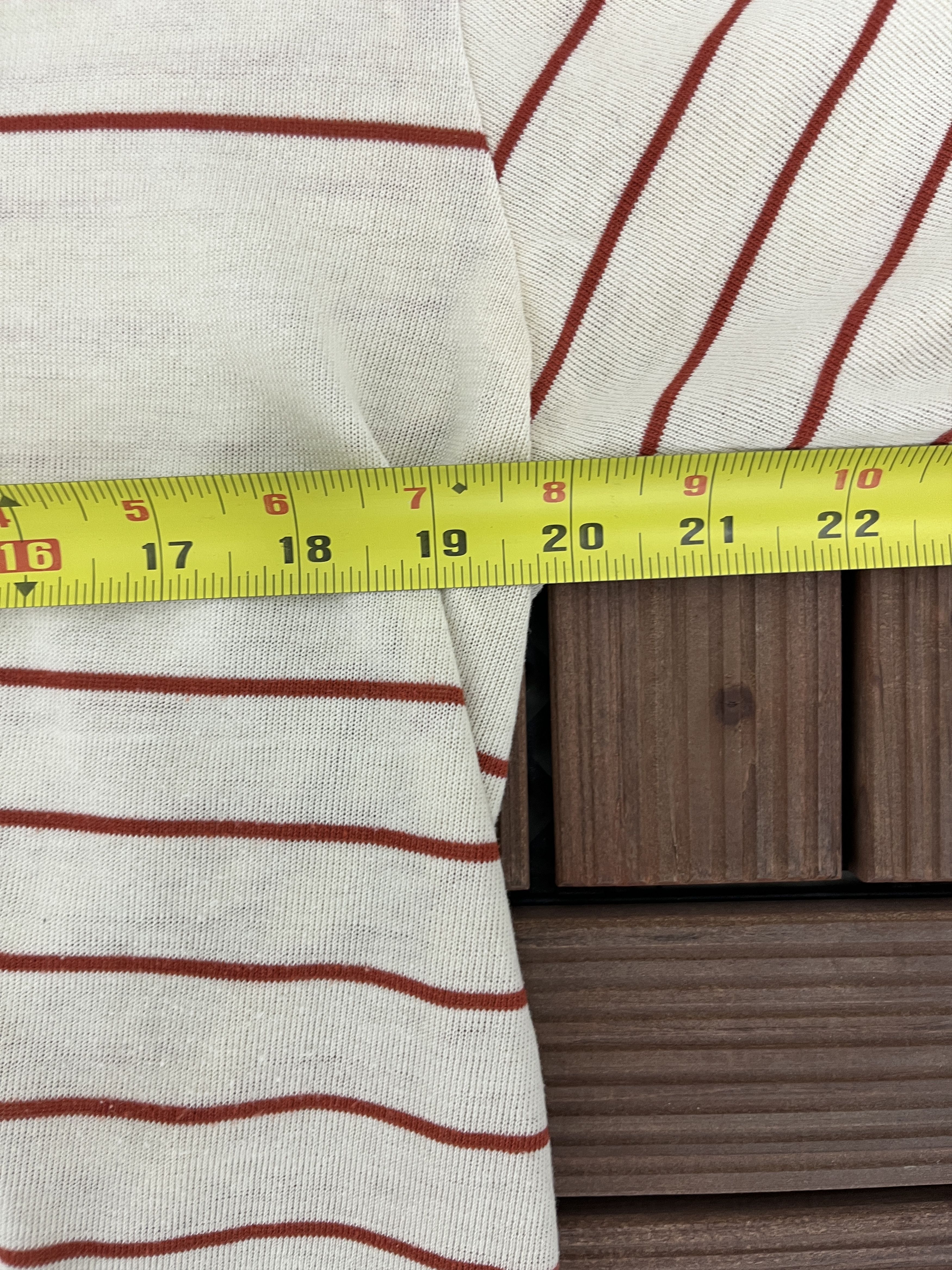 Vintage Hawaii Embroidered Vintage Beige Striped Collared Shirt Size US XL / EU 56 / 4 - 6 Thumbnail