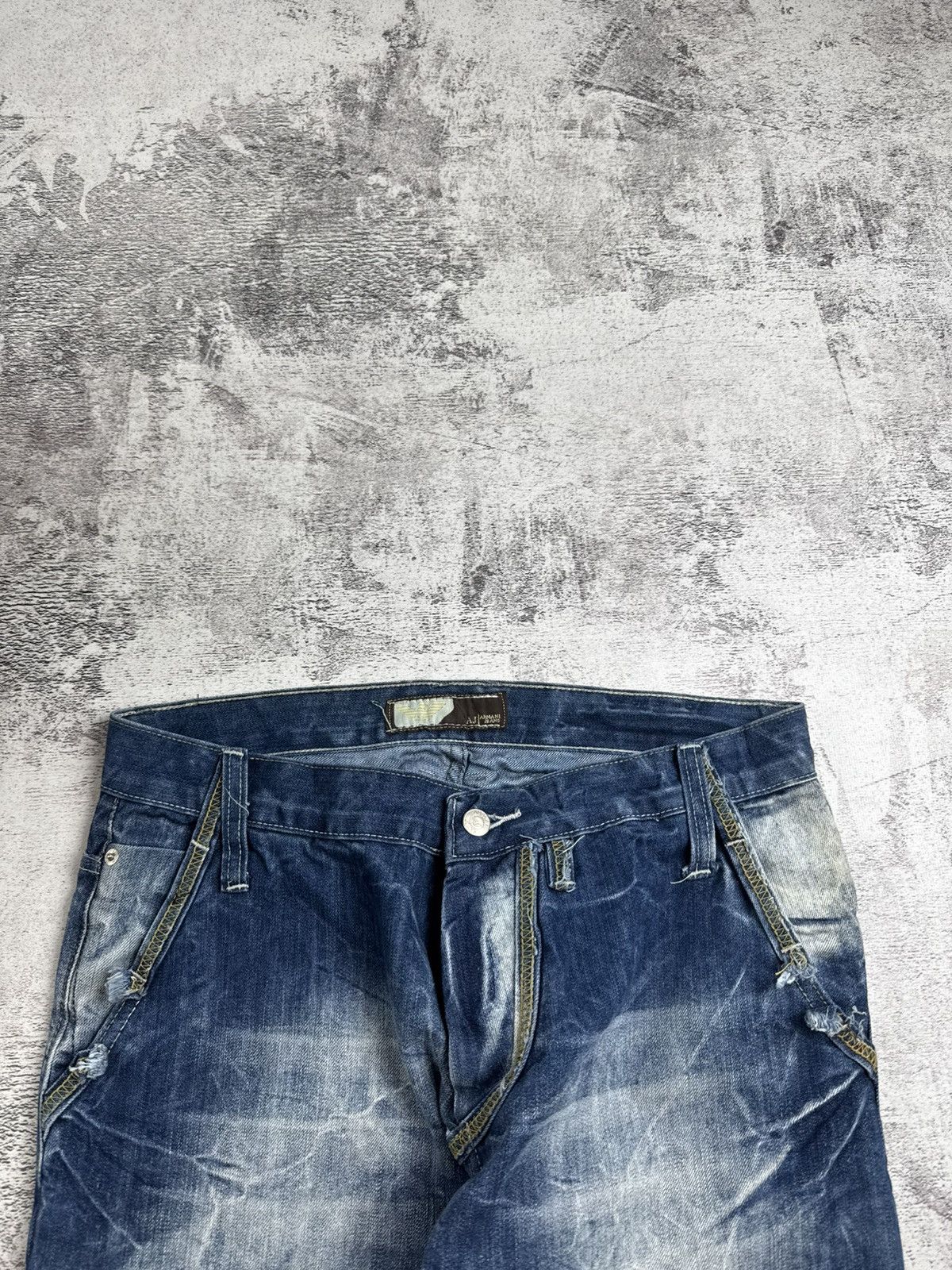Armani Armani Vintage Faded 33/33 Blue Hip Hop Rap Distressed Jeans Pants Trousers Size US 33 - 17 Thumbnail