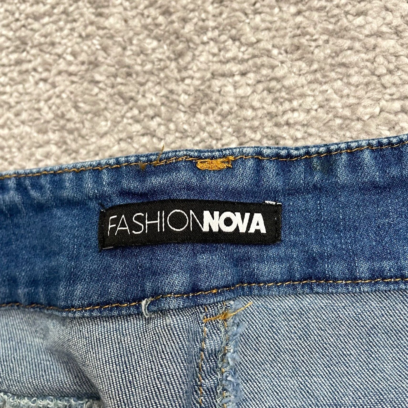 Fashion Nova Fashion Nova Denim Jeans Cropped 28 11 Blue High Rise Stretch Juniors Women's City Classic Modern Vintage No Size 32" / US 10 / IT 46 - 4 Thumbnail