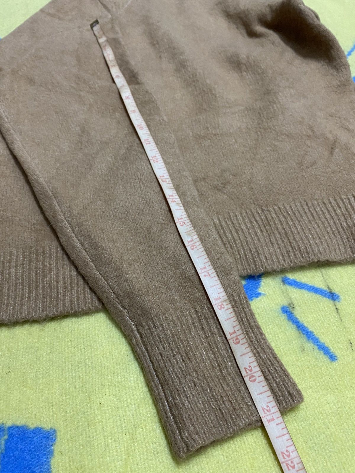 JW Anderson × Japanese Brand × Uniqlo Uniqlo x J.W Anderson Long Sleeves Knitwear Size US S / EU 44-46 / 1 - 4 Thumbnail