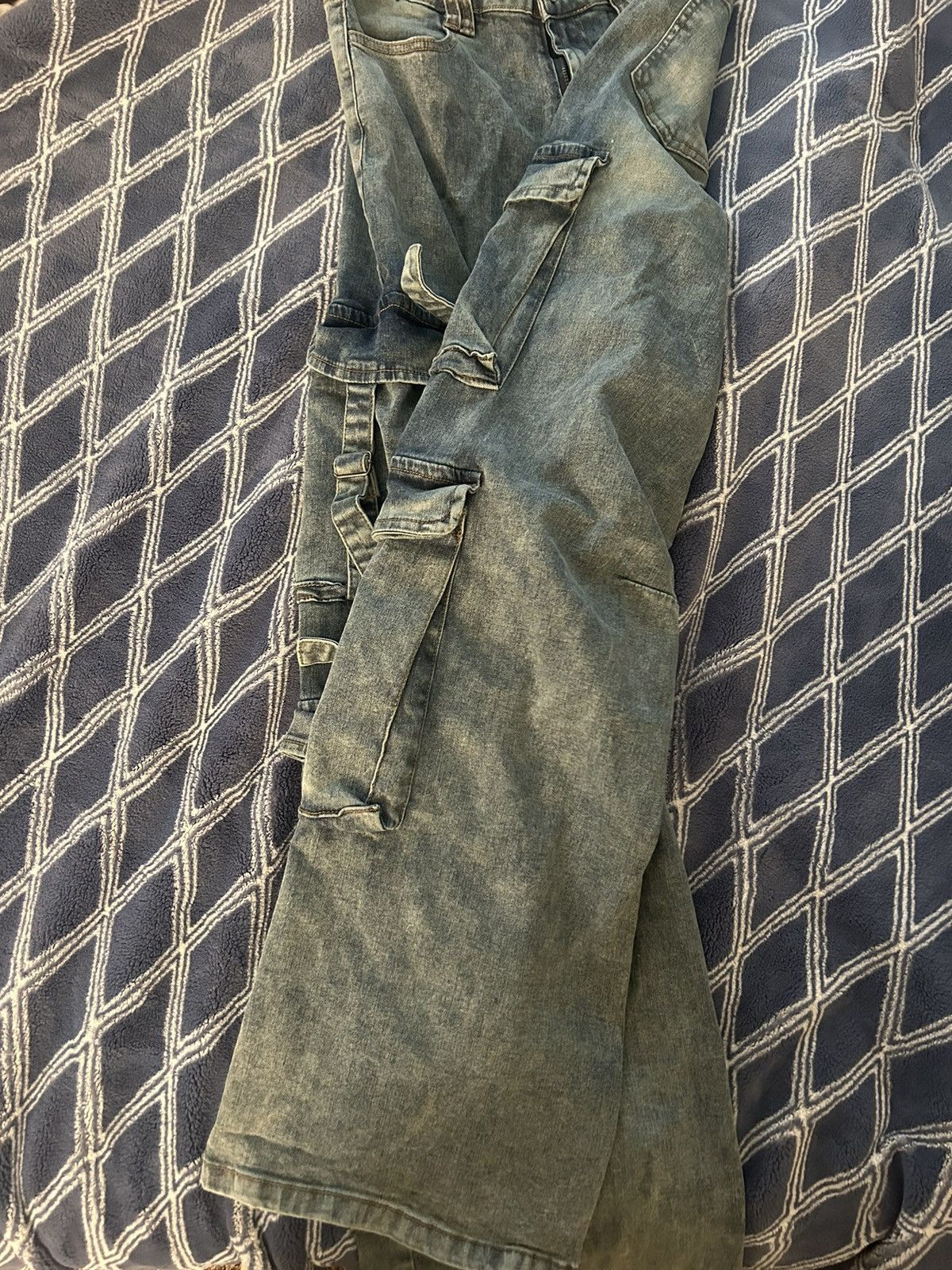 Forever 21 STRETCH CARGO Size 29" - 3 Thumbnail