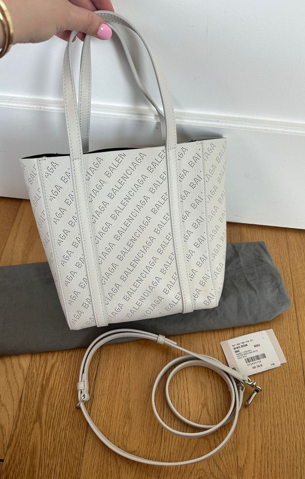 Balenciaga Logo Perforated Tote Bag Size ONE SIZE - 1 Preview