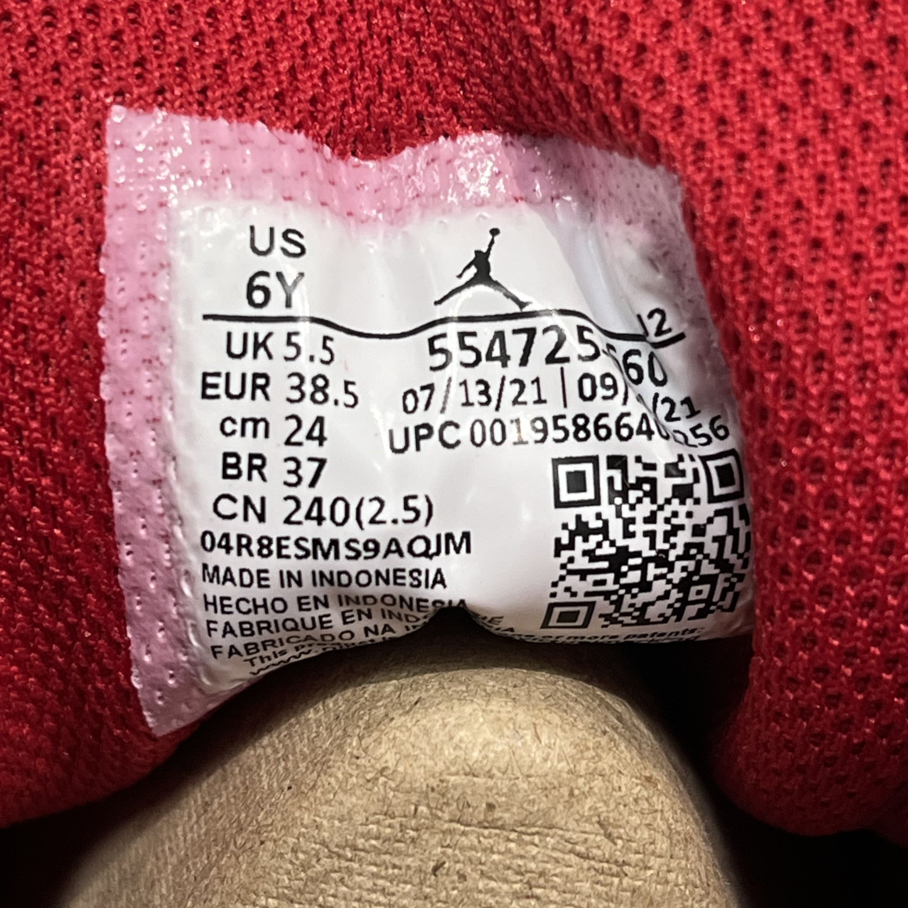 Nike Air Jordan 1 Mid Reverse Bred 2021 (GS) Size US 6 / EU 39 - 6 Thumbnail