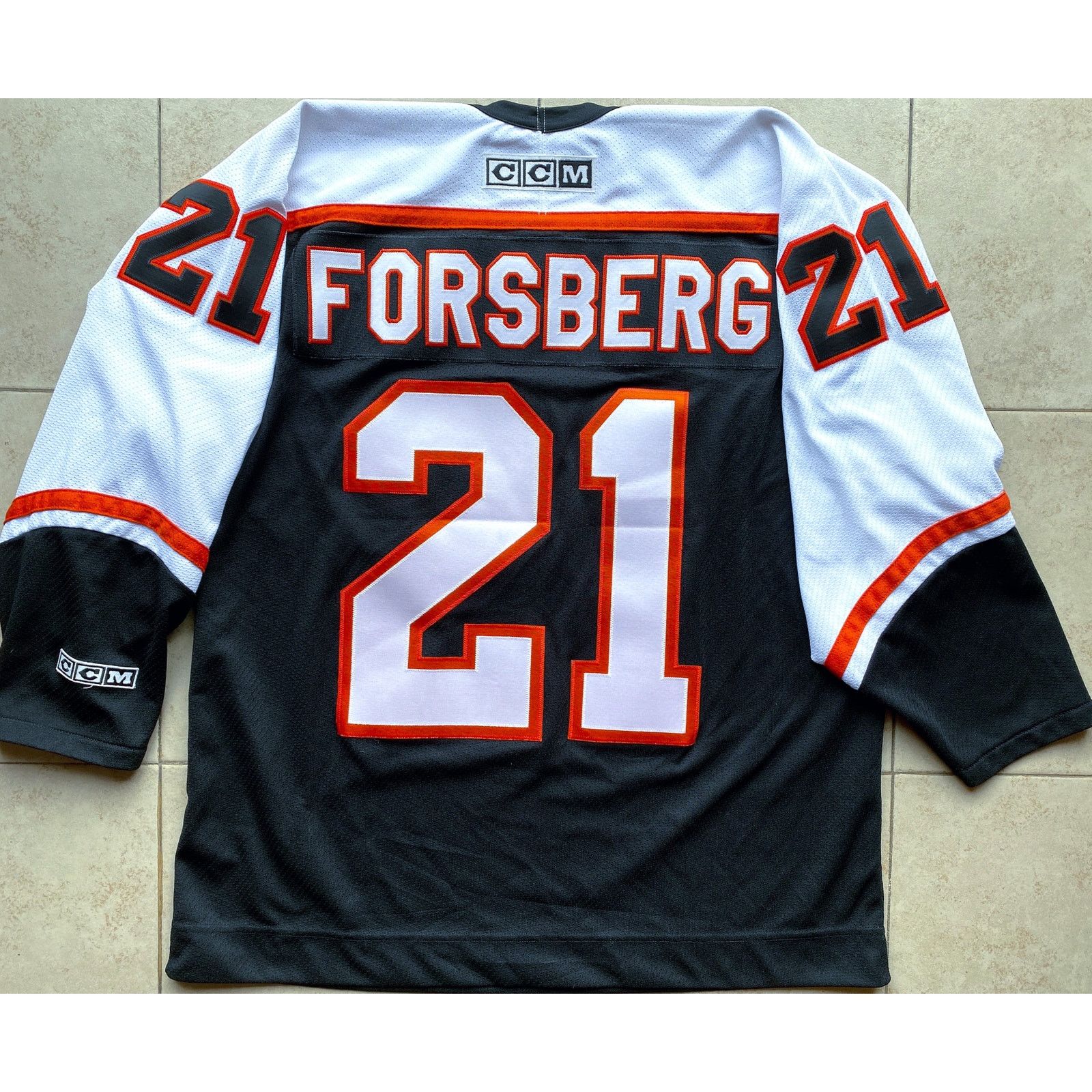 Ccm × NHL FORSBERG Philadelphia Flyers 2000s CCM jersey L hockey vtg Size US L / EU 52-54 / 3 - 7 Thumbnail