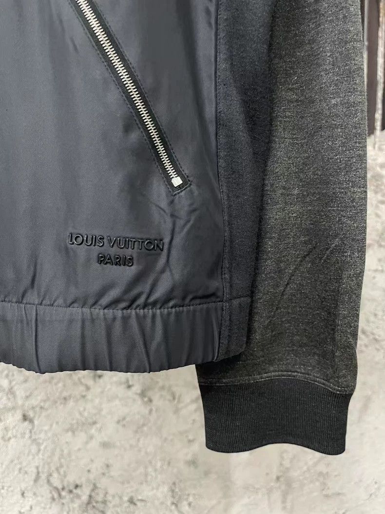 Louis Vuitton Louis Vuitton Zipper Jacket with Panel Details-2506 Size US M / EU 48-50 / 2 - 5 Thumbnail