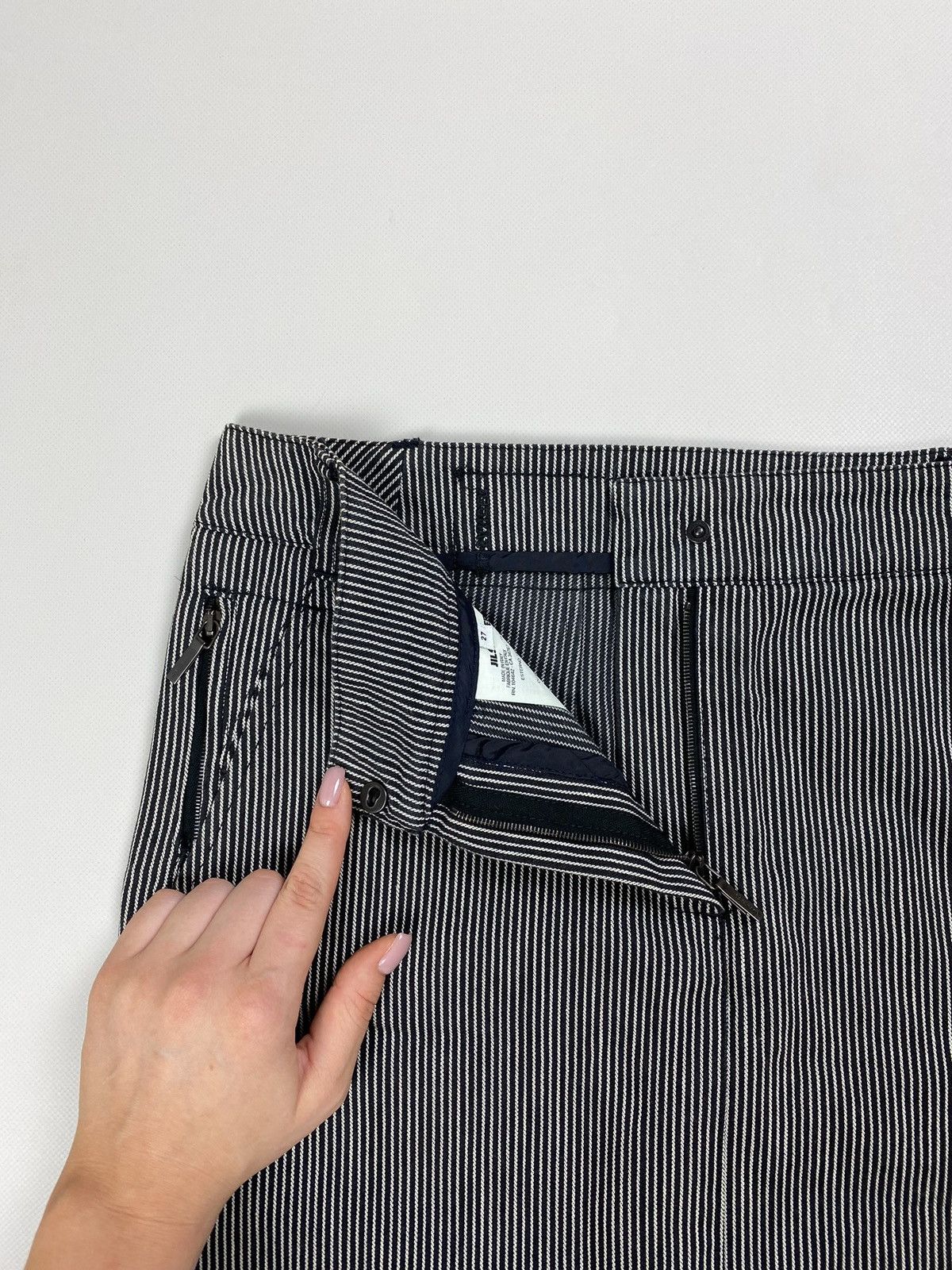 Jil Sander Jil Sander ladies striped denim pencil skirt size 27 Size 27" / US 4 / IT 40 - 10 Thumbnail