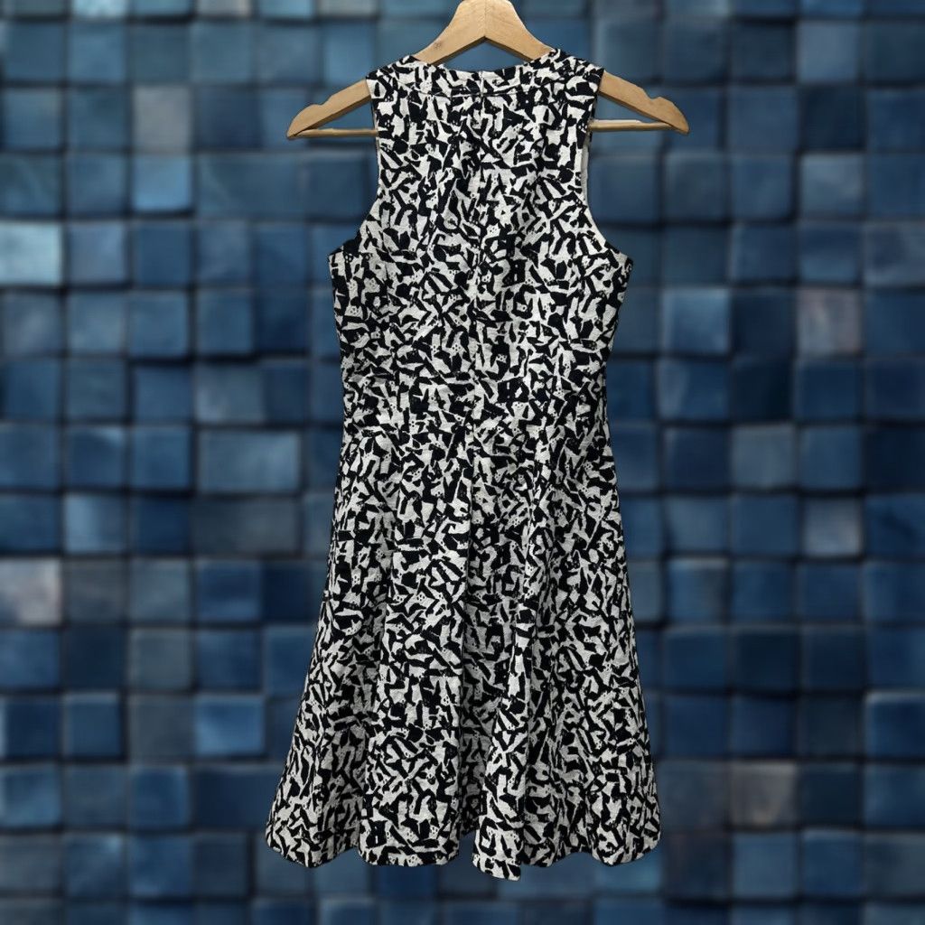 Theory Womens Theory Black/White Floral CrewNeck Sleeveless Above Knee Sheath Dress S Regular Size 00? Size S / US 4 / IT 40 - 1 Thumbnail