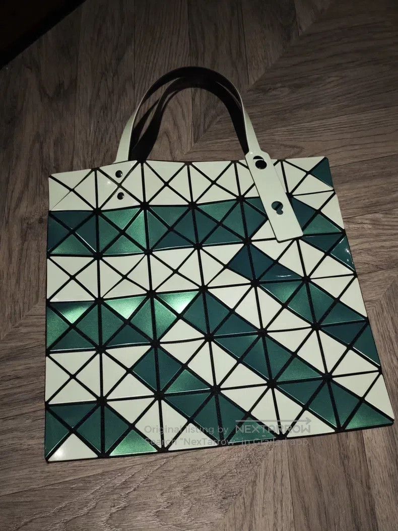 Issey Miyake Issey Miyake Color Block Luminous Bag Pearlescent Green Co Size ONE SIZE - 3 Thumbnail