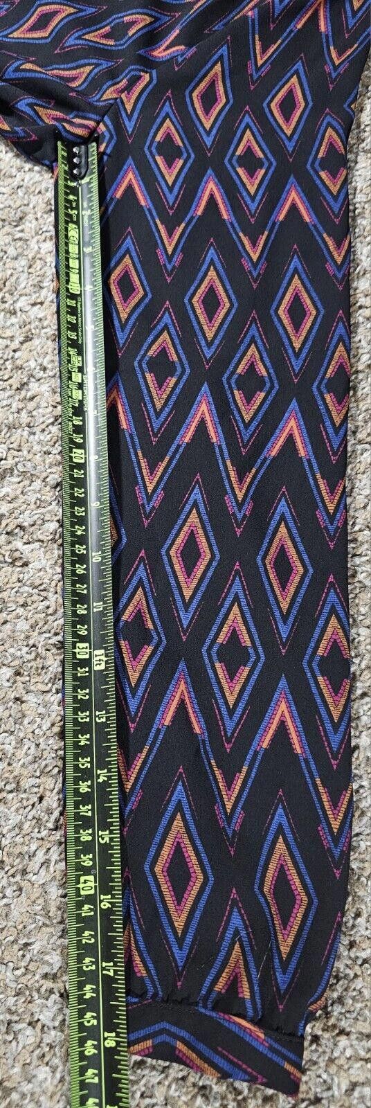 Designer Allison Joy geometric diamonds Medium vneck made in USA Size M / US 6-8 / IT 42-44 - 7 Thumbnail