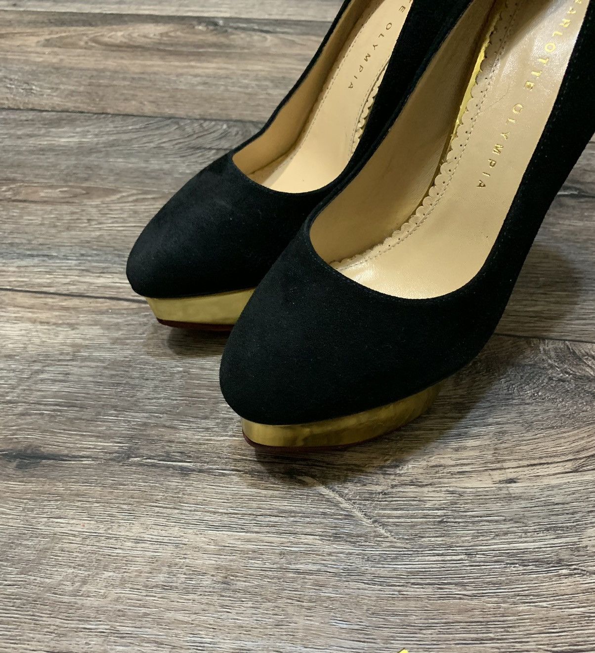 Charlotte Olympia × Designer Charlotte Olympia Dolly Platform Pumps Black Suede Heels Size US 8.5 / IT 38.5 - 11 Thumbnail