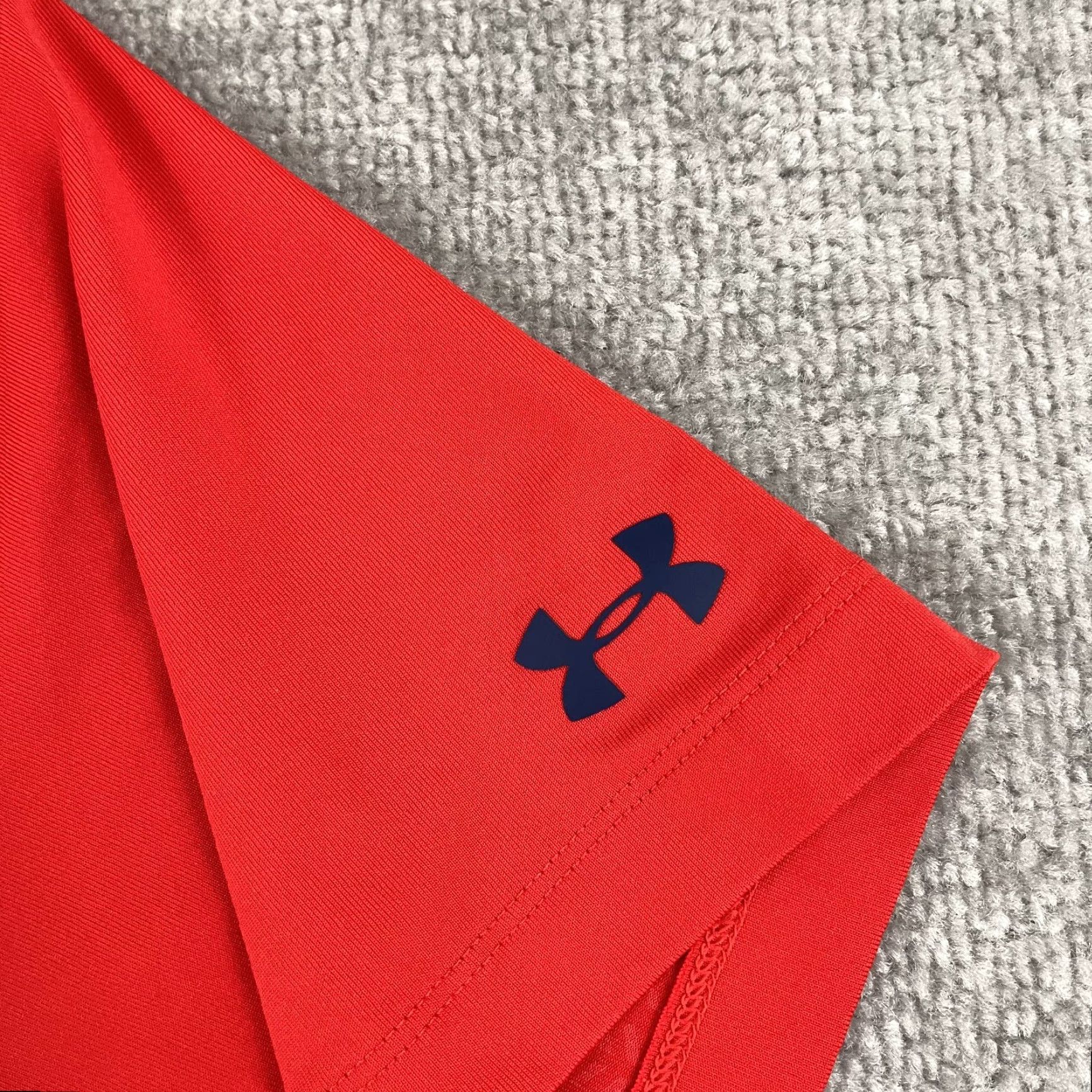 Under Armour Under Armour Polo Shirt Mens XL Red Gray Striped Heatgear Performance Golf Sport Size US XL / EU 56 / 4 - 2 Thumbnail