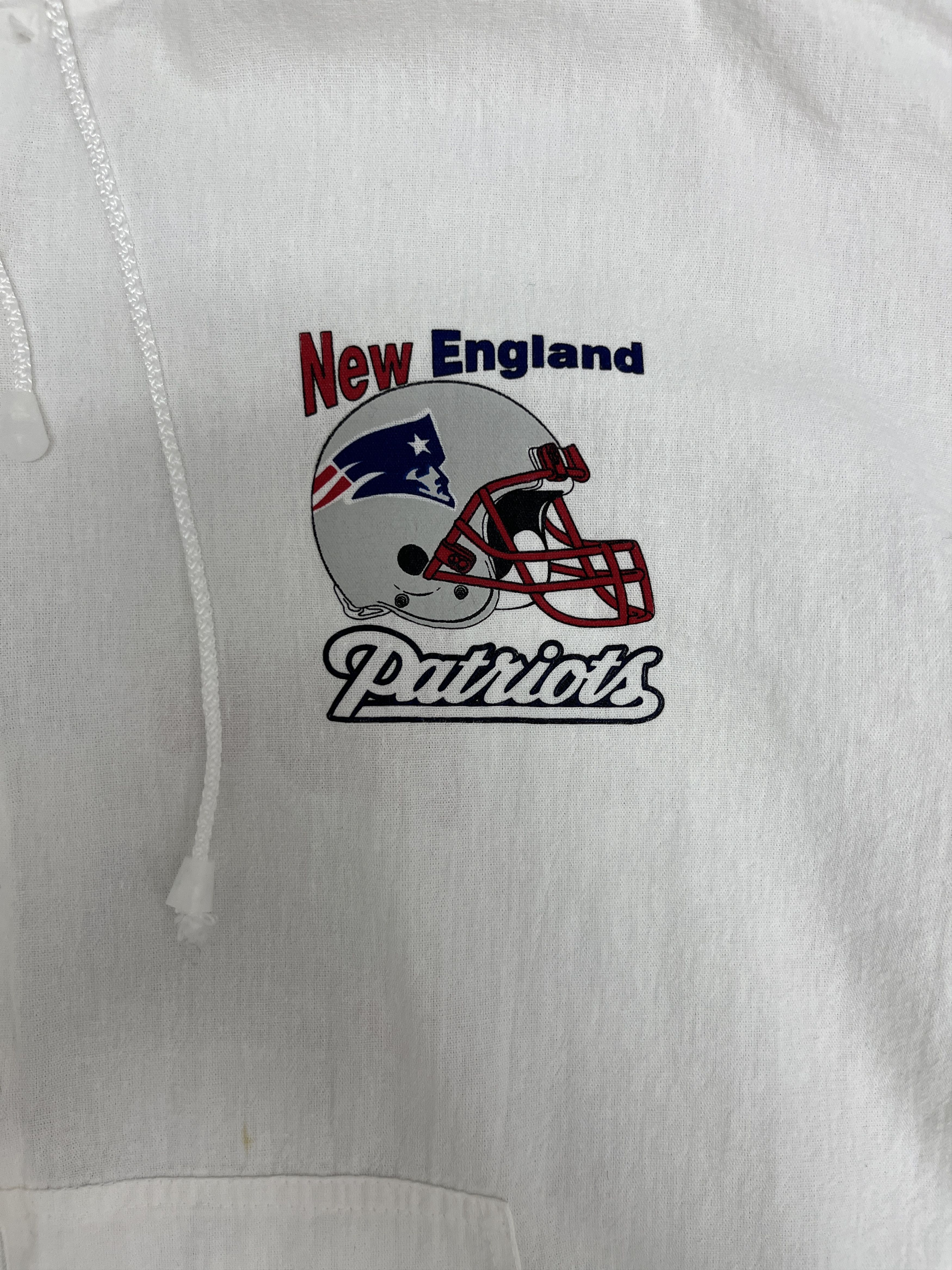 Vintage New England Patriots Vintage White Windbreaker Jacket Size US XL / EU 56 / 4 - 2 Thumbnail