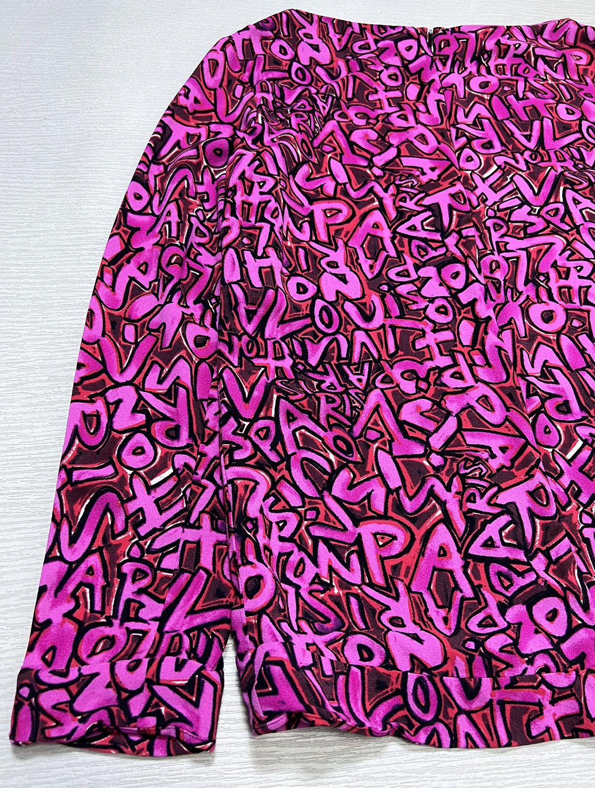 Louis Vuitton × Stephen Sprouse Louis Vuitton - Stephen Sprouse - Graffiti Logo Longsleeve Size XS / US 0-2 / IT 36-38 - 11 Thumbnail