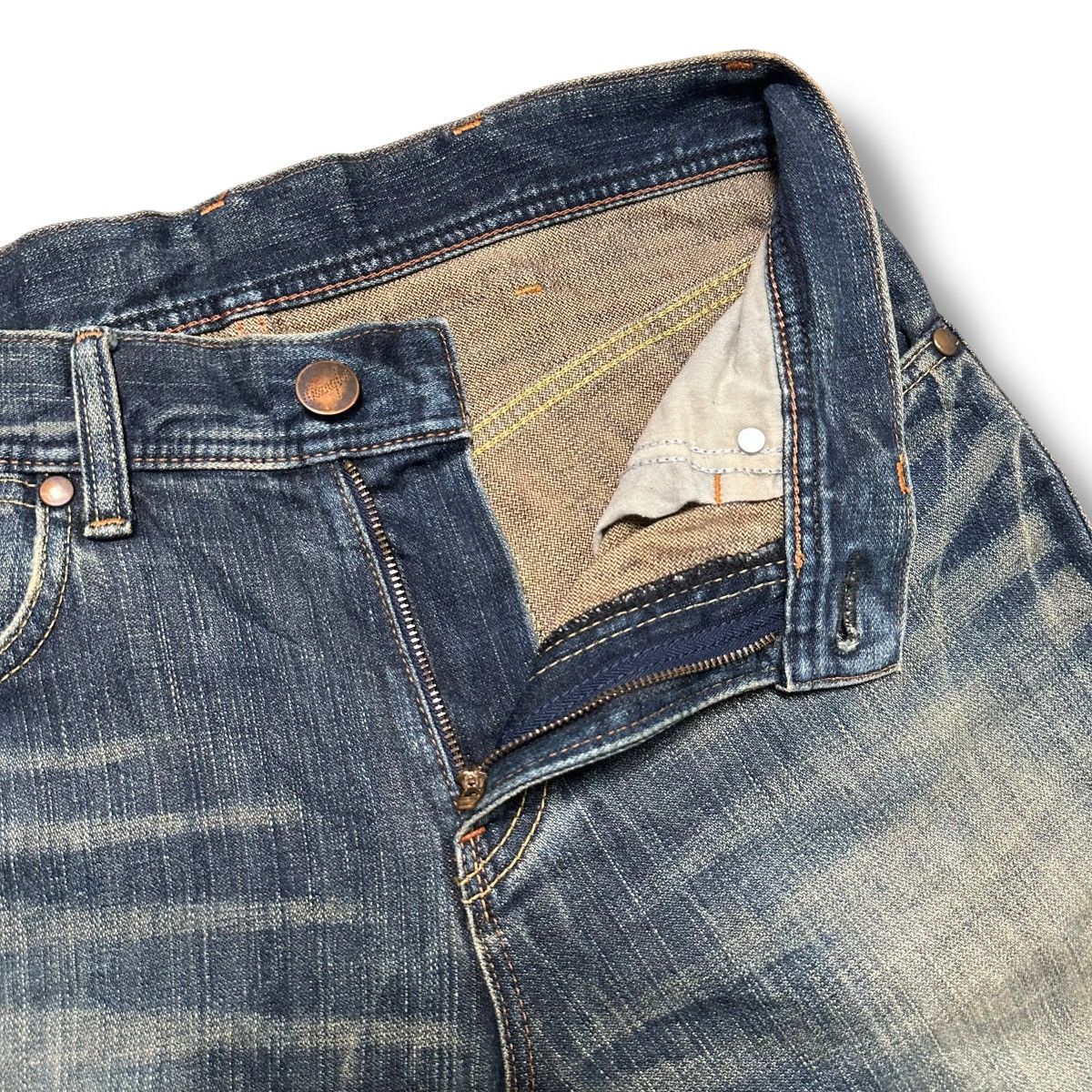 Wrangler Wrangler Vintage Rare Drop Design With Flare and Faded Wash Size US 31 - 10 Thumbnail