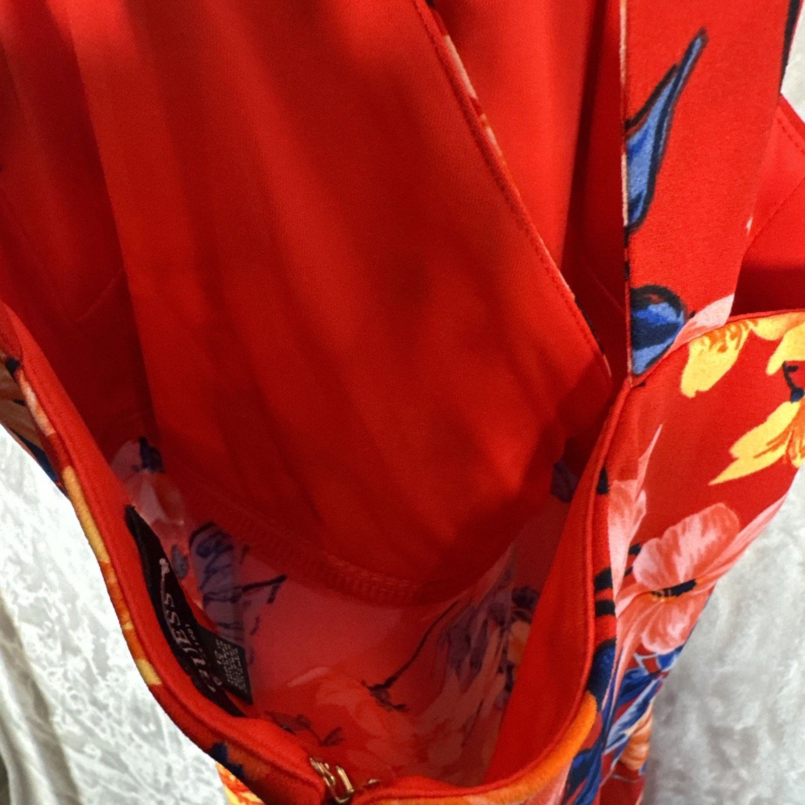 Guess NWT GUESS Printed Scuba-Crepe Sheath Lined Sleeveless Floral Size XL / US 12-14 / IT 48-50 - 14 Thumbnail