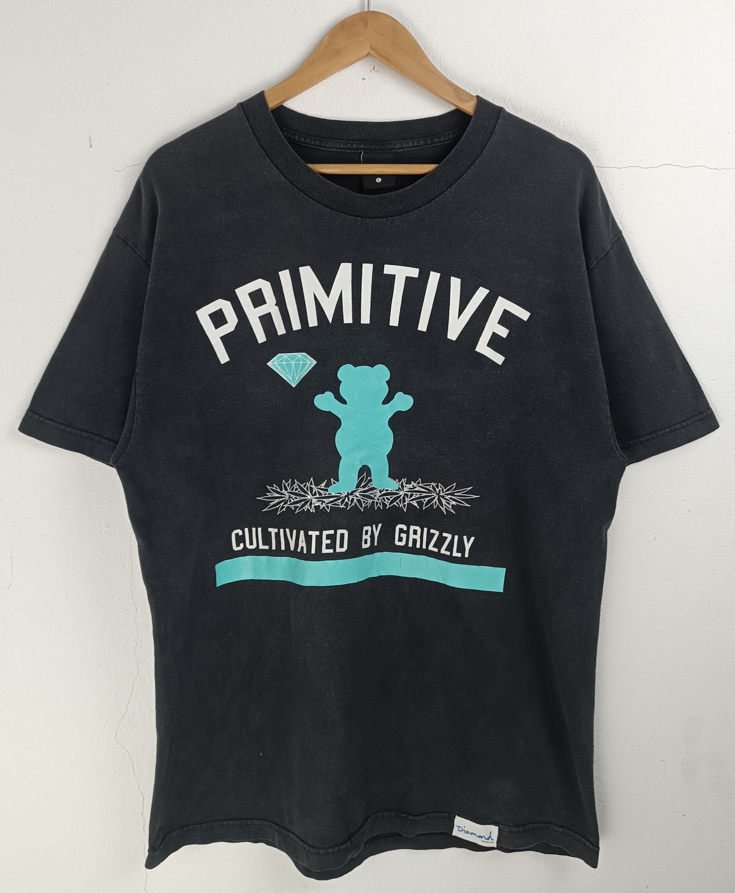 Primitive RARE🔥 FADED VINTAGE PRIMITIVE X DIAMOND GRIZZLY TEE SKATE Size US L / EU 52-54 / 3 - 3 Thumbnail