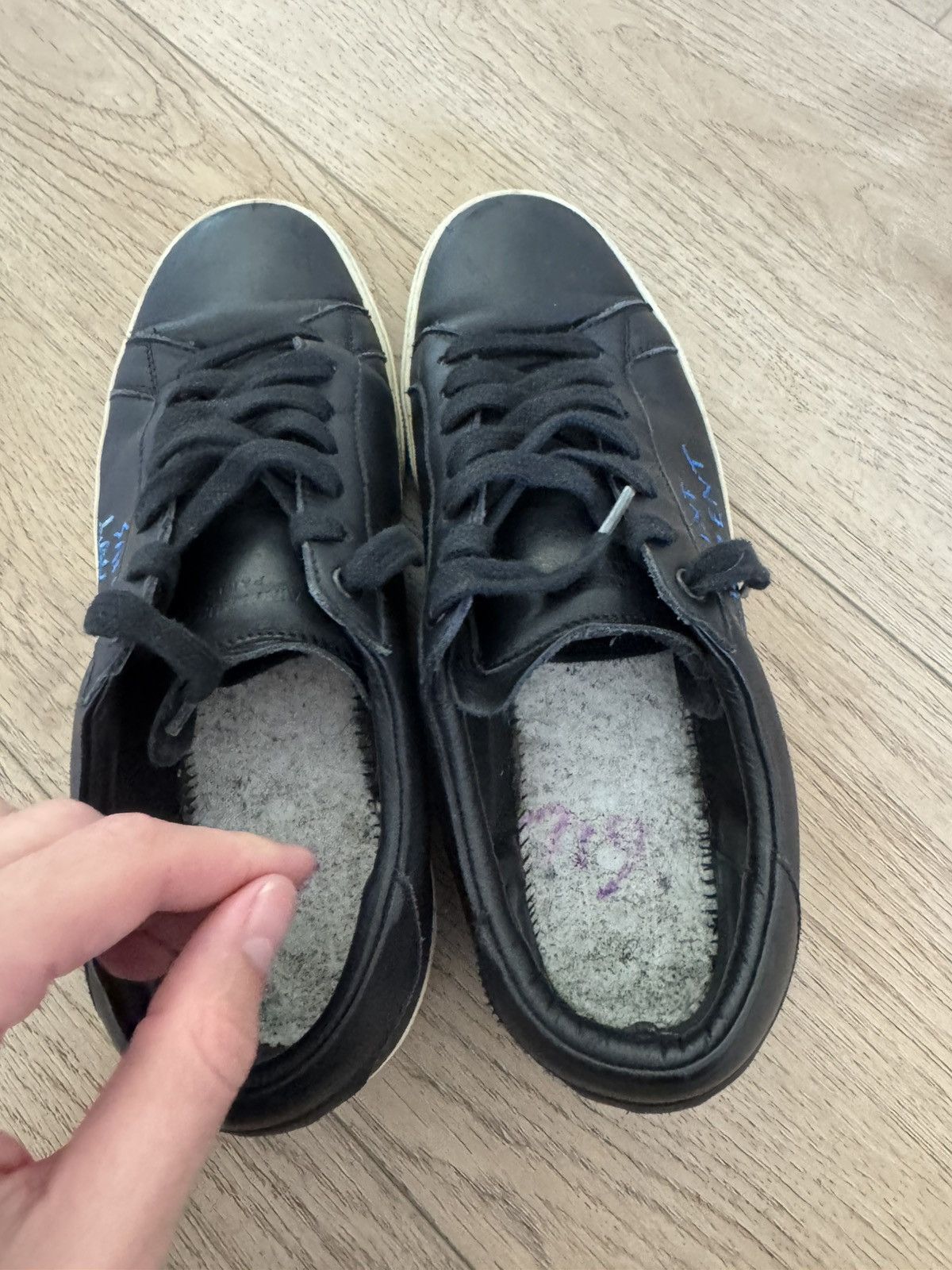 Saint Laurent Paris Court Sig Low Leather Size US 8 / EU 41 - 8 Thumbnail