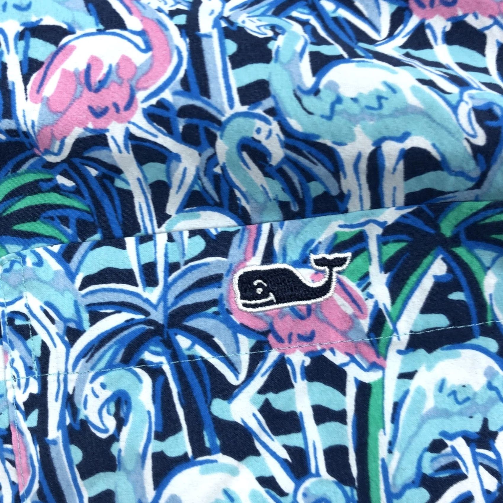 Vineyard Vines VINEYARD VINES Men's L Performance Tucker Flamingo Button-Down Shirt Shirt Adults Short Sleeve Embroidered Logo Pockets Tropical Beach 90s? Size US L / EU 52-54 / 3 - 3 Thumbnail