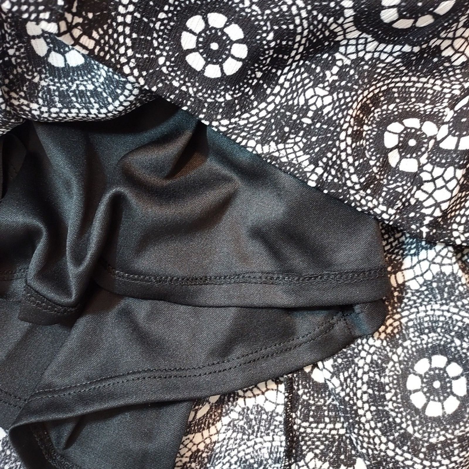 Other AS U WISH Black White Floral Lace V-Neck Tank Dress Size M / US 6-8 / IT 42-44 - 7 Thumbnail
