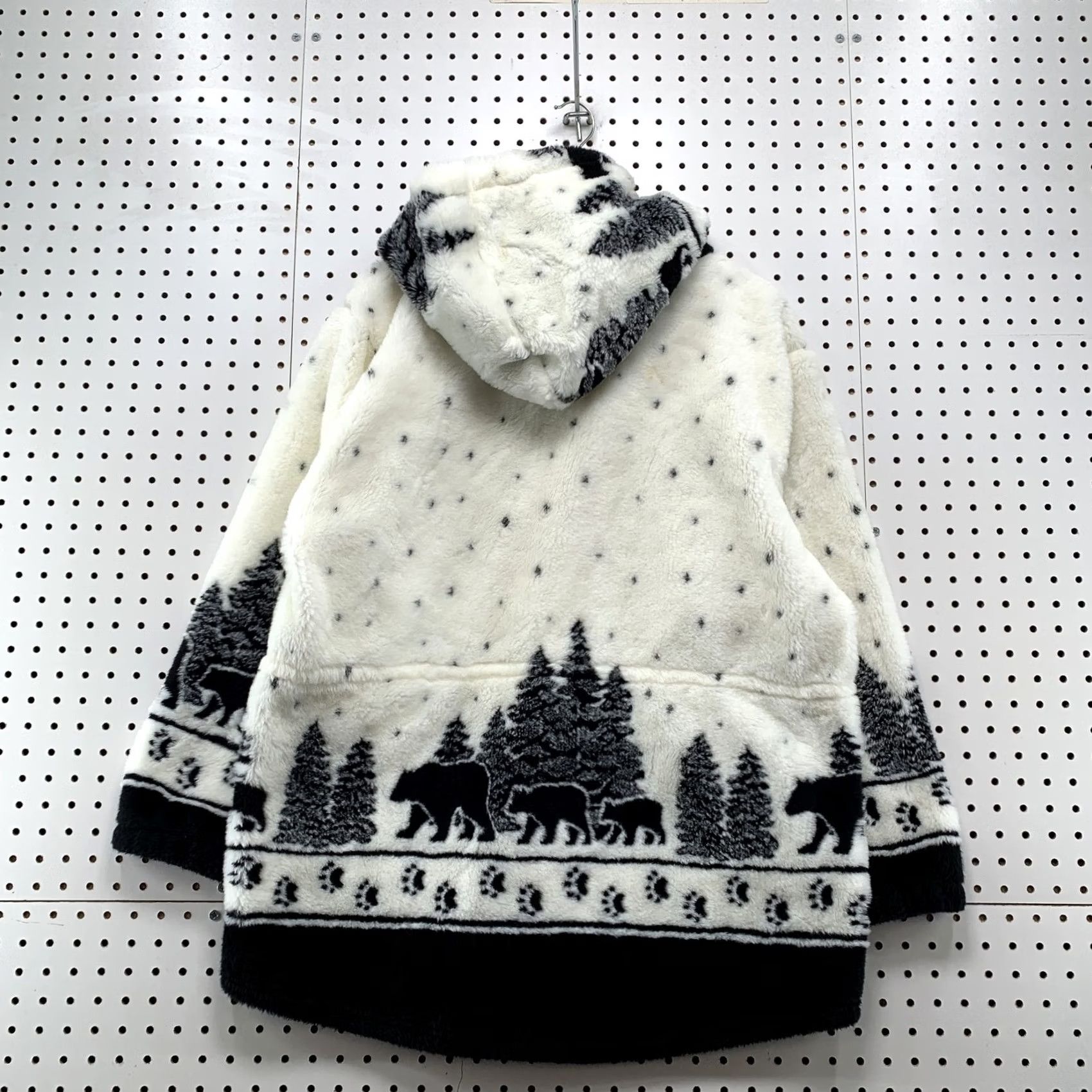 Vintage VINTAGE Andrea Faye Sherpa Jacket Men M White Black Bear Outdoor Hooded Hoodie Bomber Jacket Mens Size US M / EU 48-50 / 2 - 7 Thumbnail