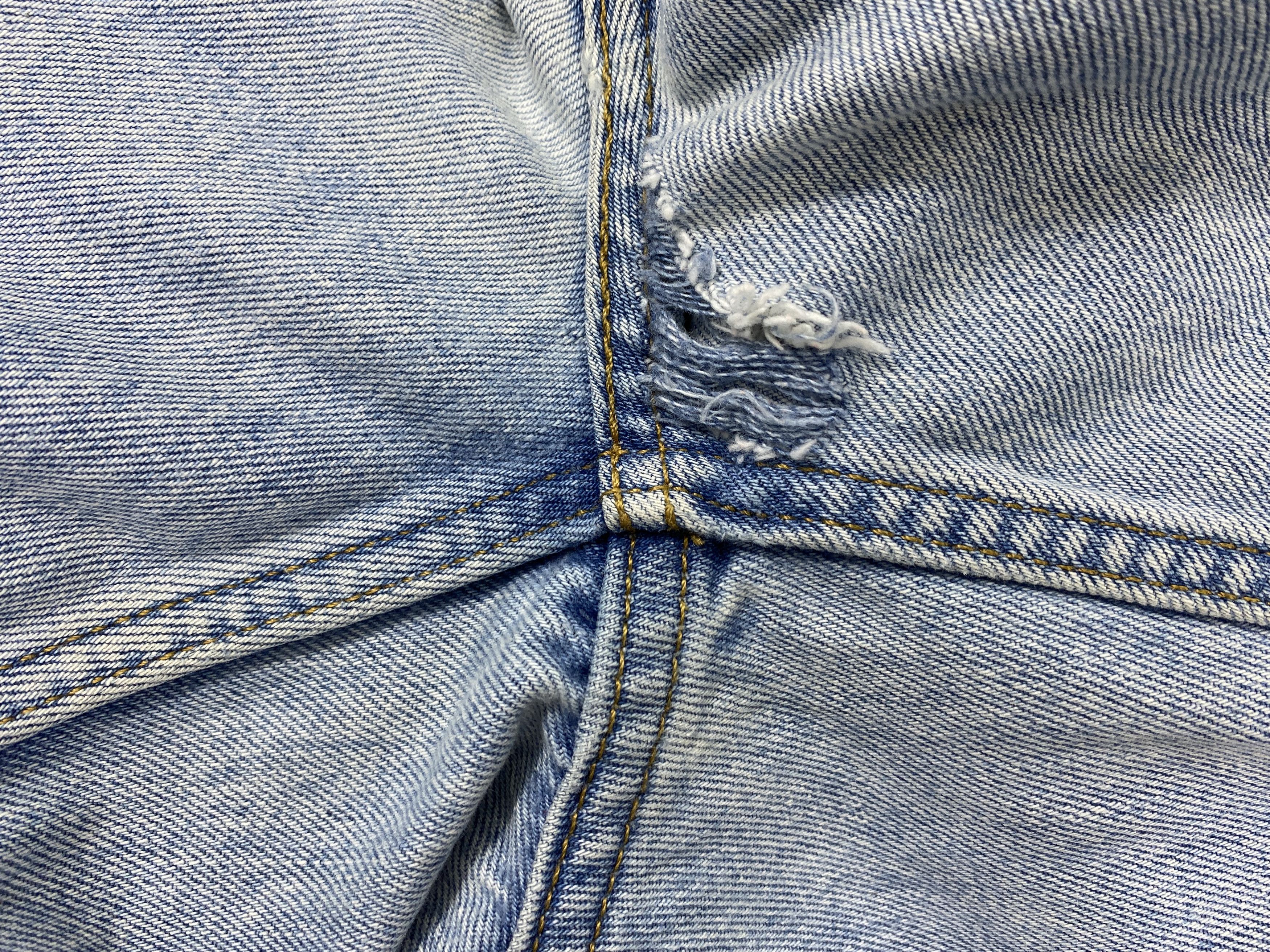 Japanese Brand Light Blue Wash Vintage Levi's 550 38x37.5 Denim -JN2062 Size US 38 / EU 54 - 11 Thumbnail