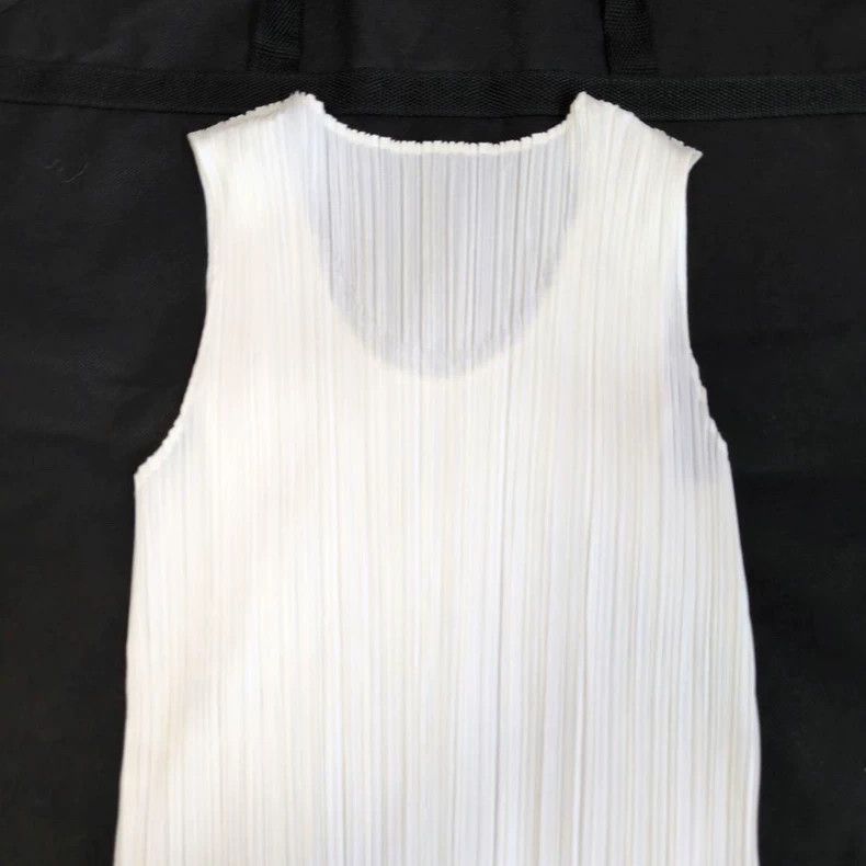 Issey Miyake Issey Miyake size:3 White pleated vest Size XS / US 0-2 / IT 36-38 - 6 Thumbnail