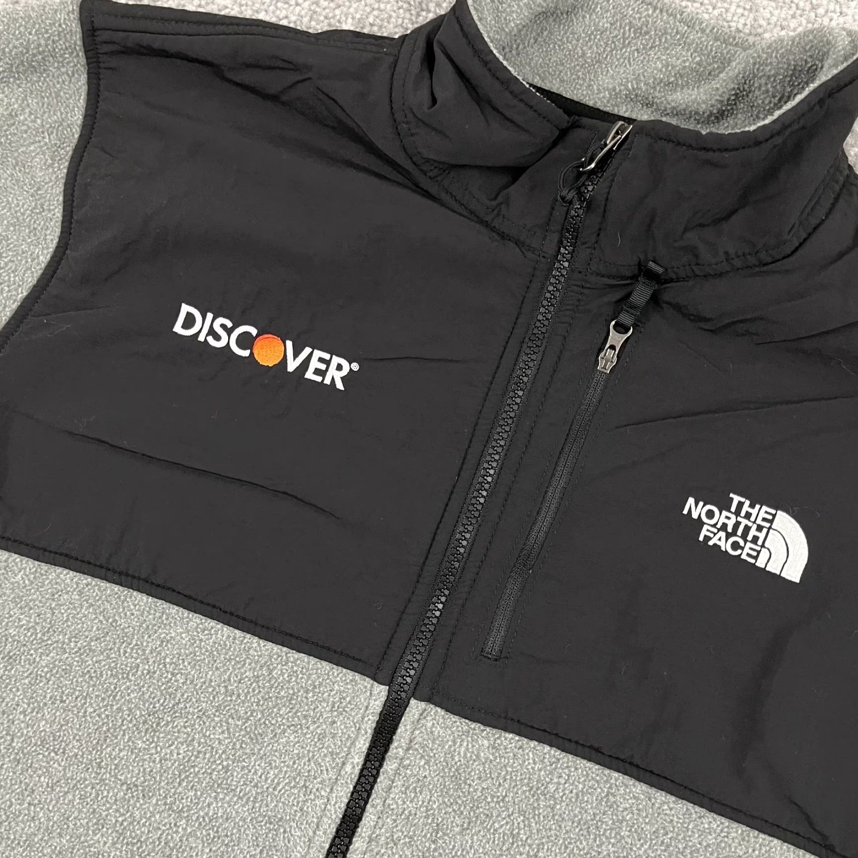 The North Face VINTAGE The North Face Denali Jacket Mens L Gray Fleece Hiking Size US L / EU 52-54 / 3 - 2 Thumbnail