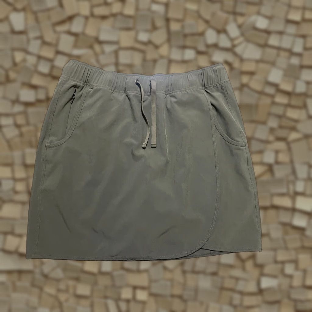 Patagonia Patagonia Skirt Women's Size Medium Olive Green Mini Tie Waist Casual Size 32" / US 10 / IT 46 - 1 Thumbnail