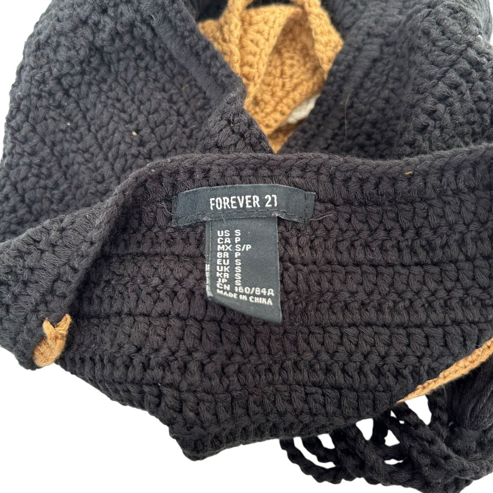Forever 21 Forever 21 Black Gray Crochet Tank Top Sz S Size S / US 4 / IT 40 - 2 Thumbnail