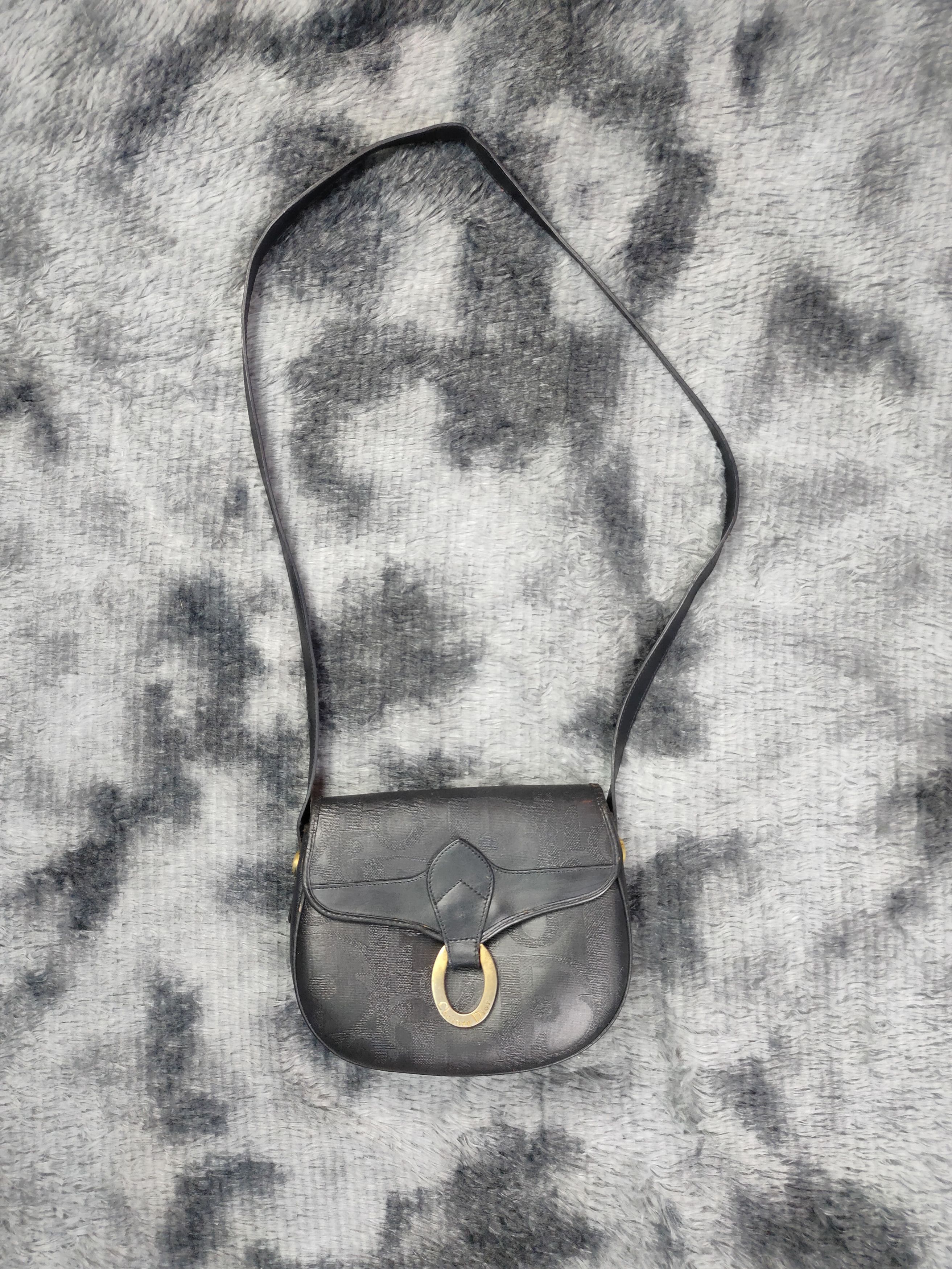 Dior Vintage Christian Dior Oblique Cross Body bag | Grailed