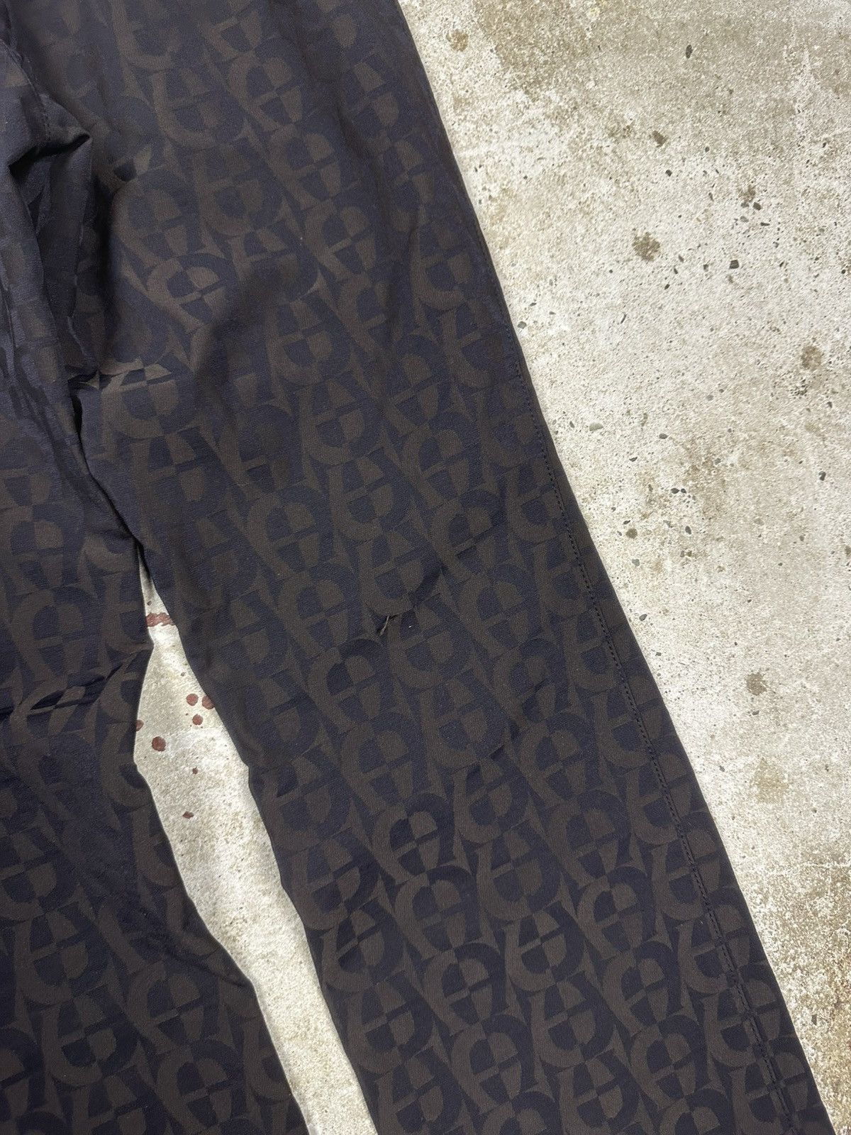 Aigner Vintage 90s Aigner Monogram Nylon Bootcut Flare Pants Size 30" / US 8 / IT 44 - 16 Thumbnail